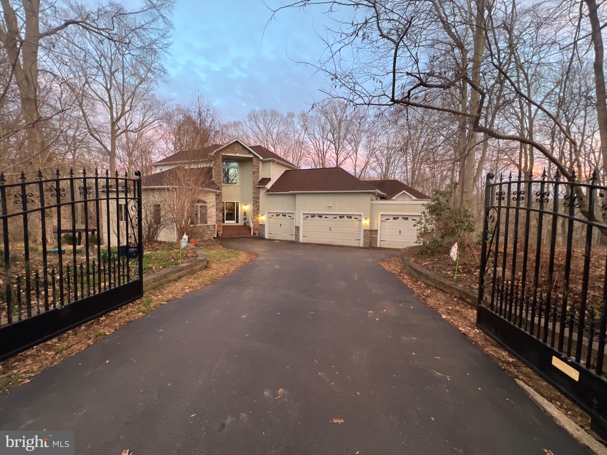 CAMELOT-BROOK HAVEN - Residential