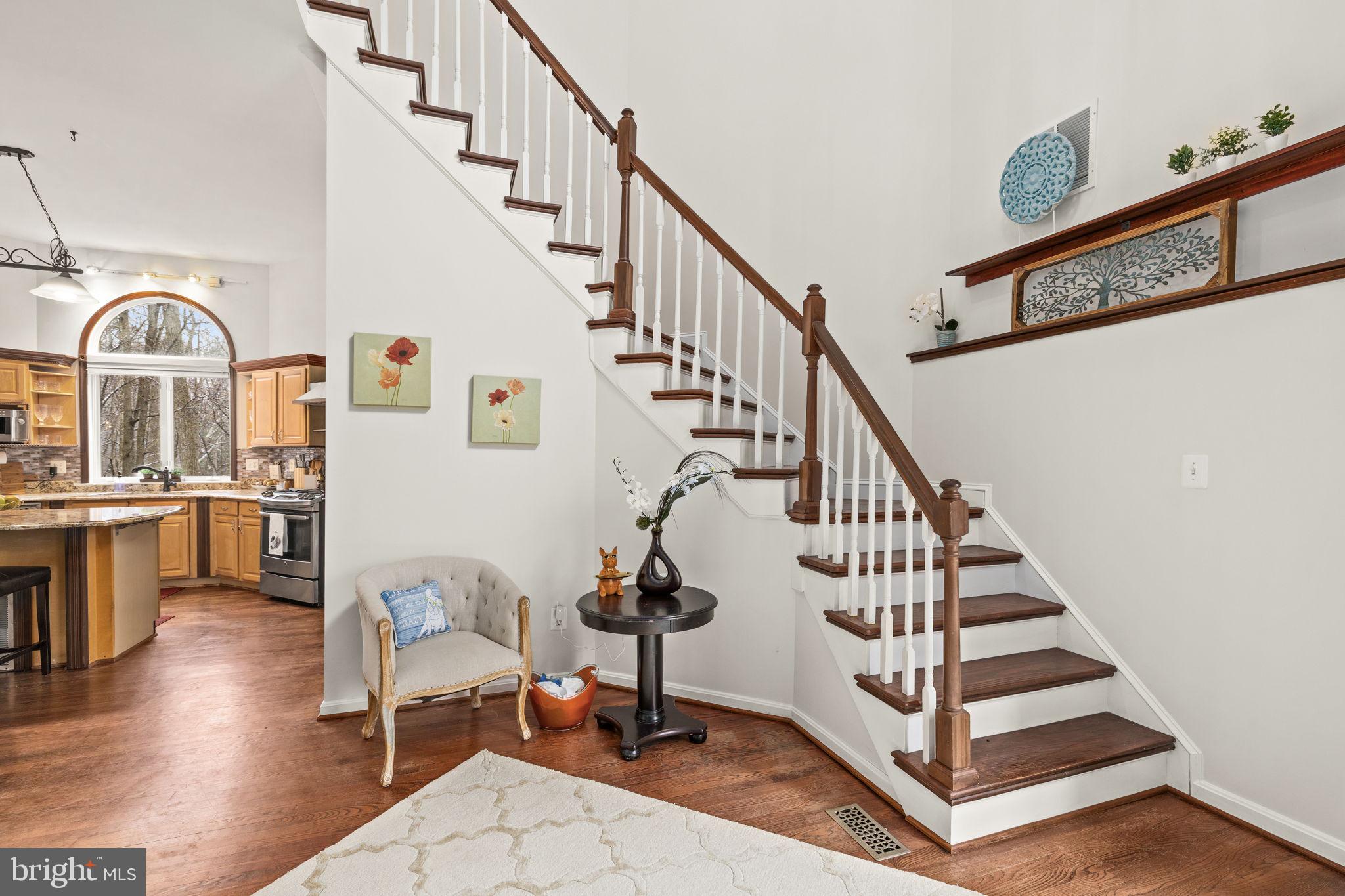 8701 SINCLAIR MILL ROAD