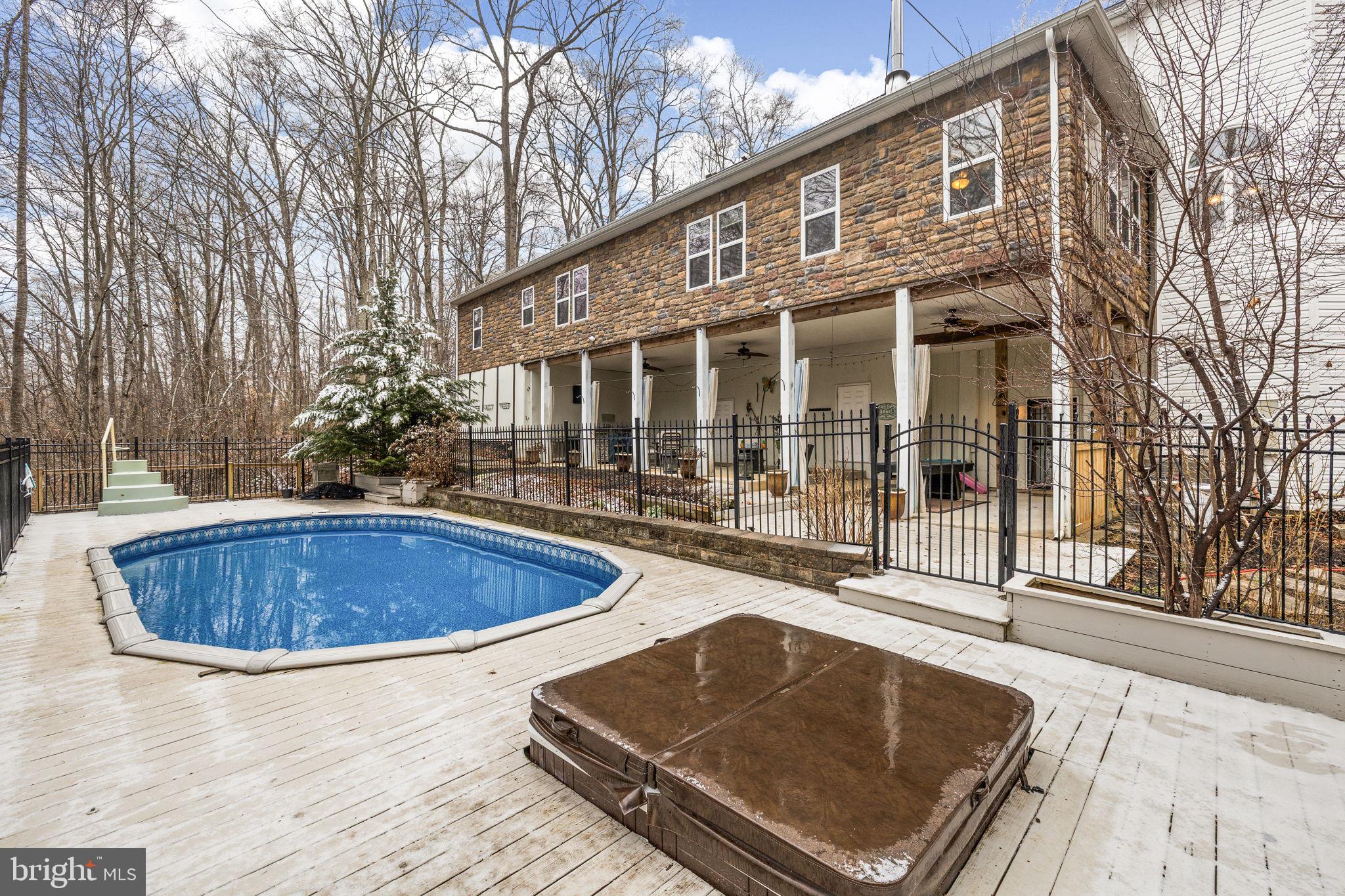 CAMELOT-BROOK HAVEN - Residential