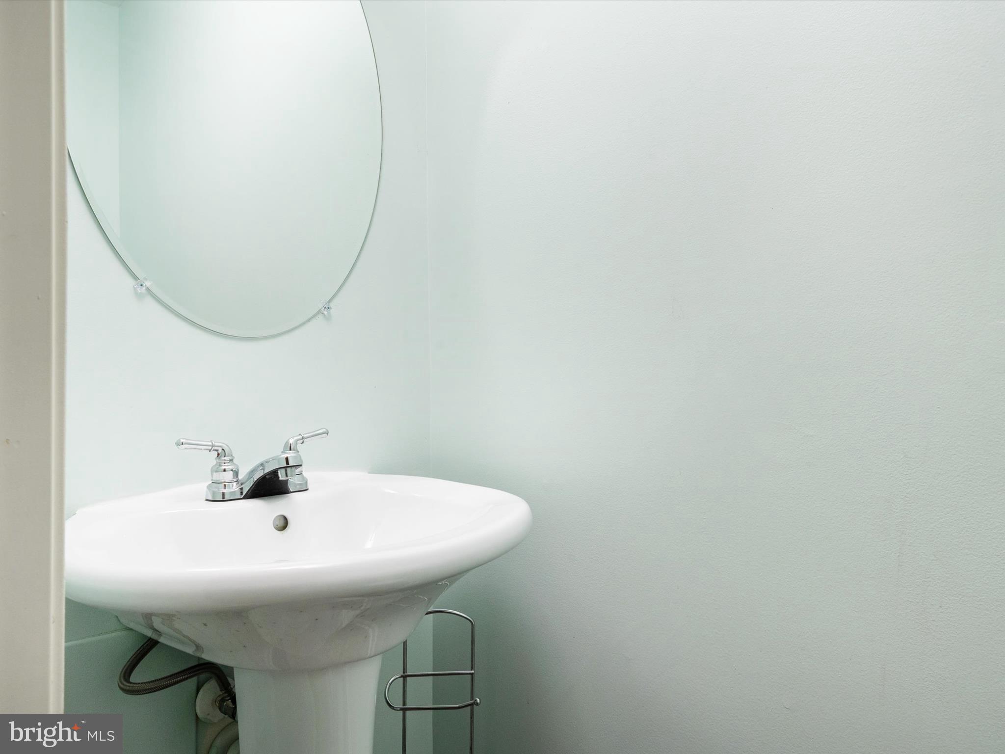 TANYARD SPRINGS - Residential Lease