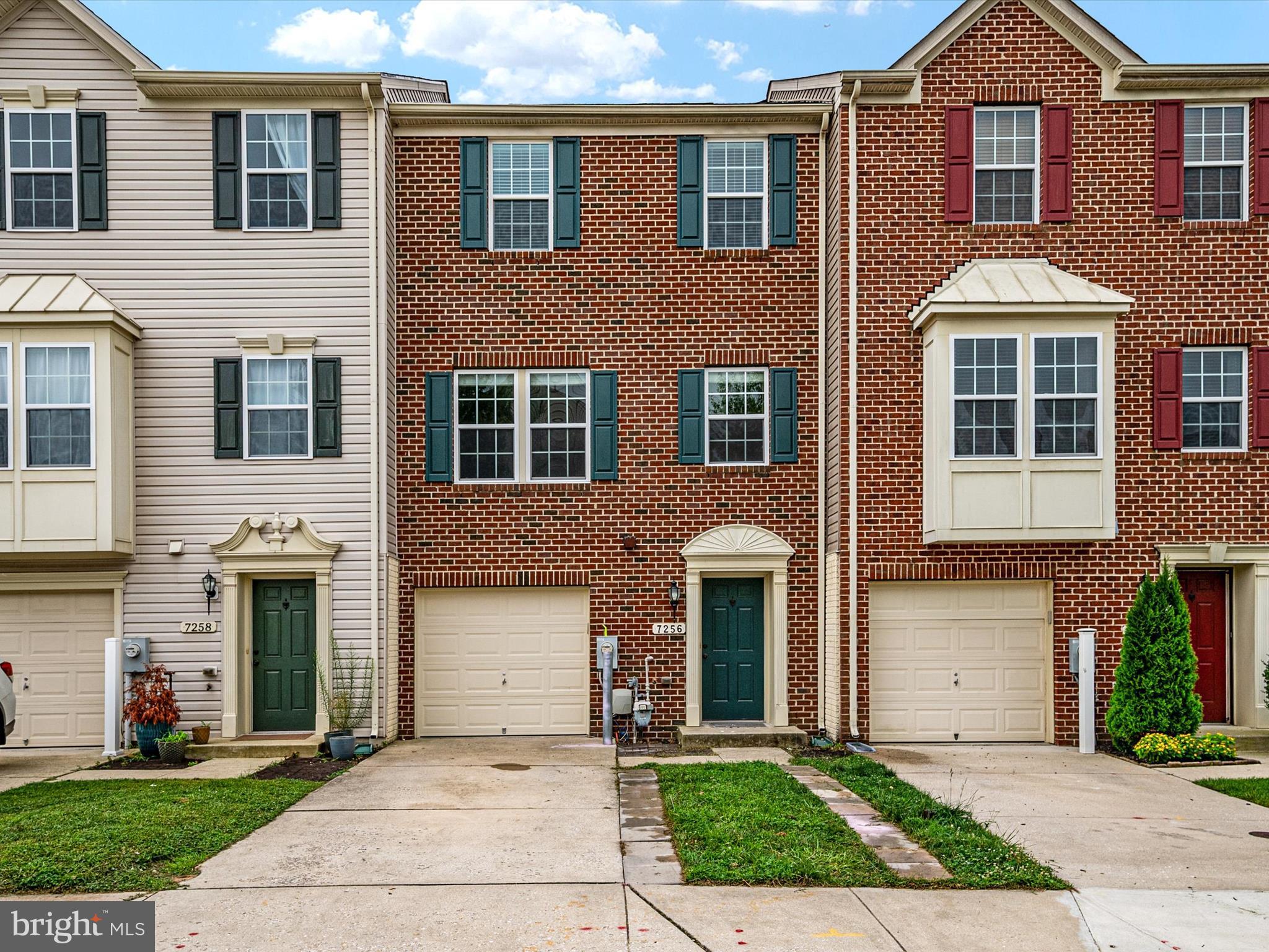 TANYARD SPRINGS - Residential Lease