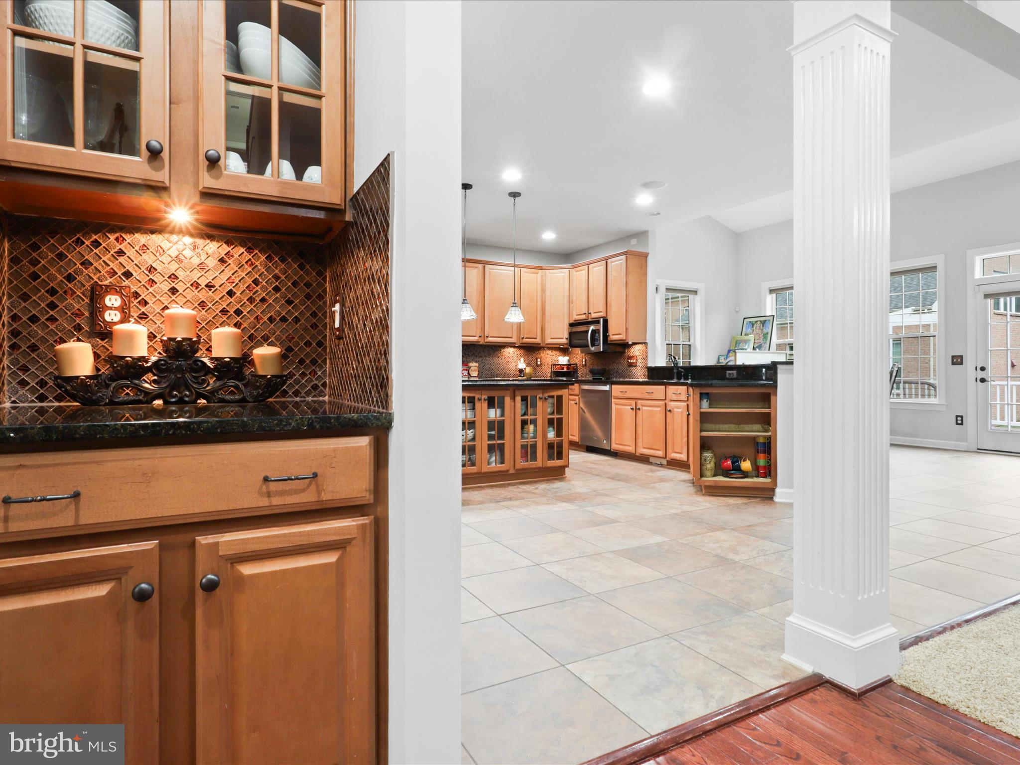 KENSINGTON MANOR - Residential