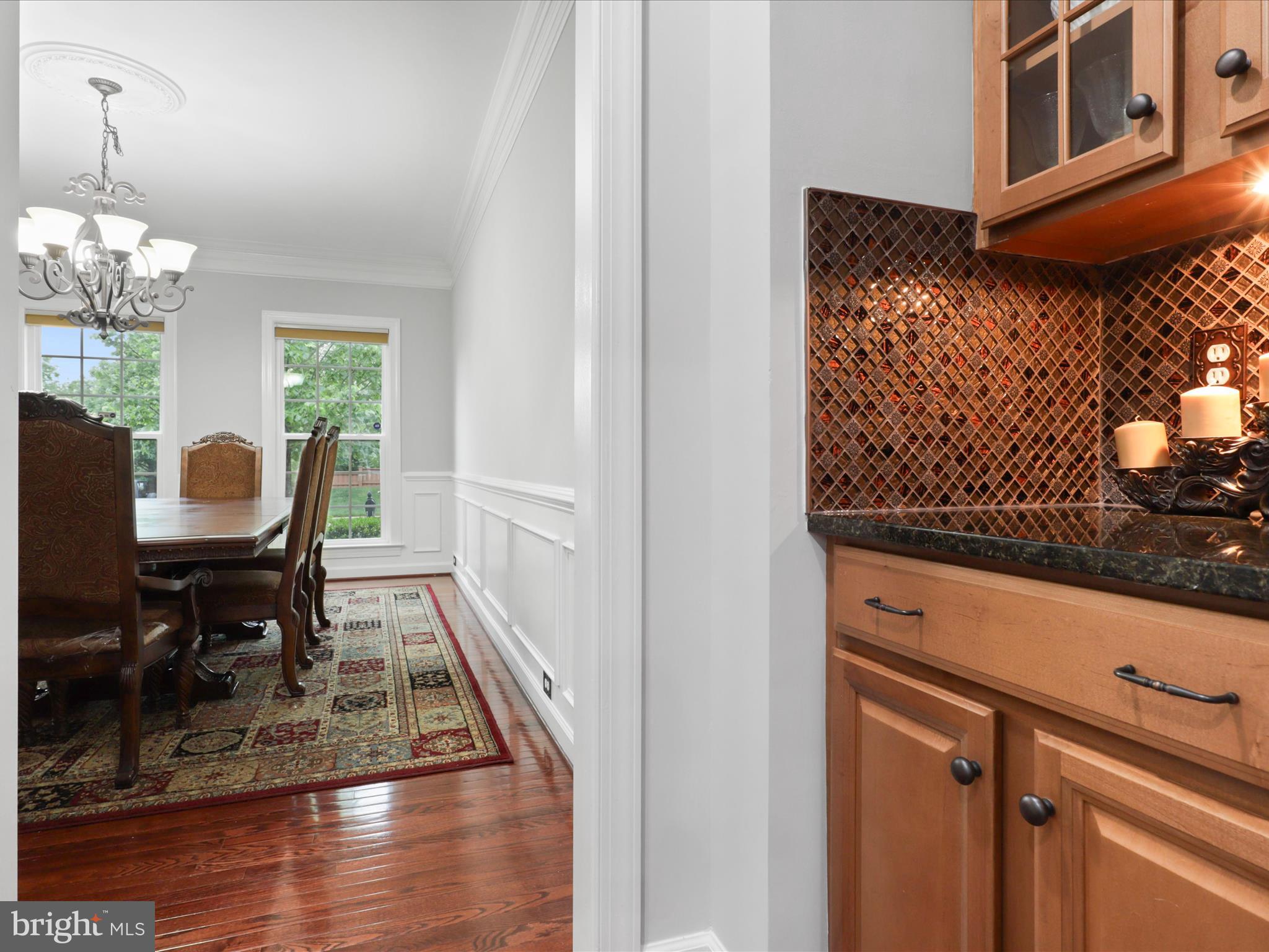 KENSINGTON MANOR - Residential