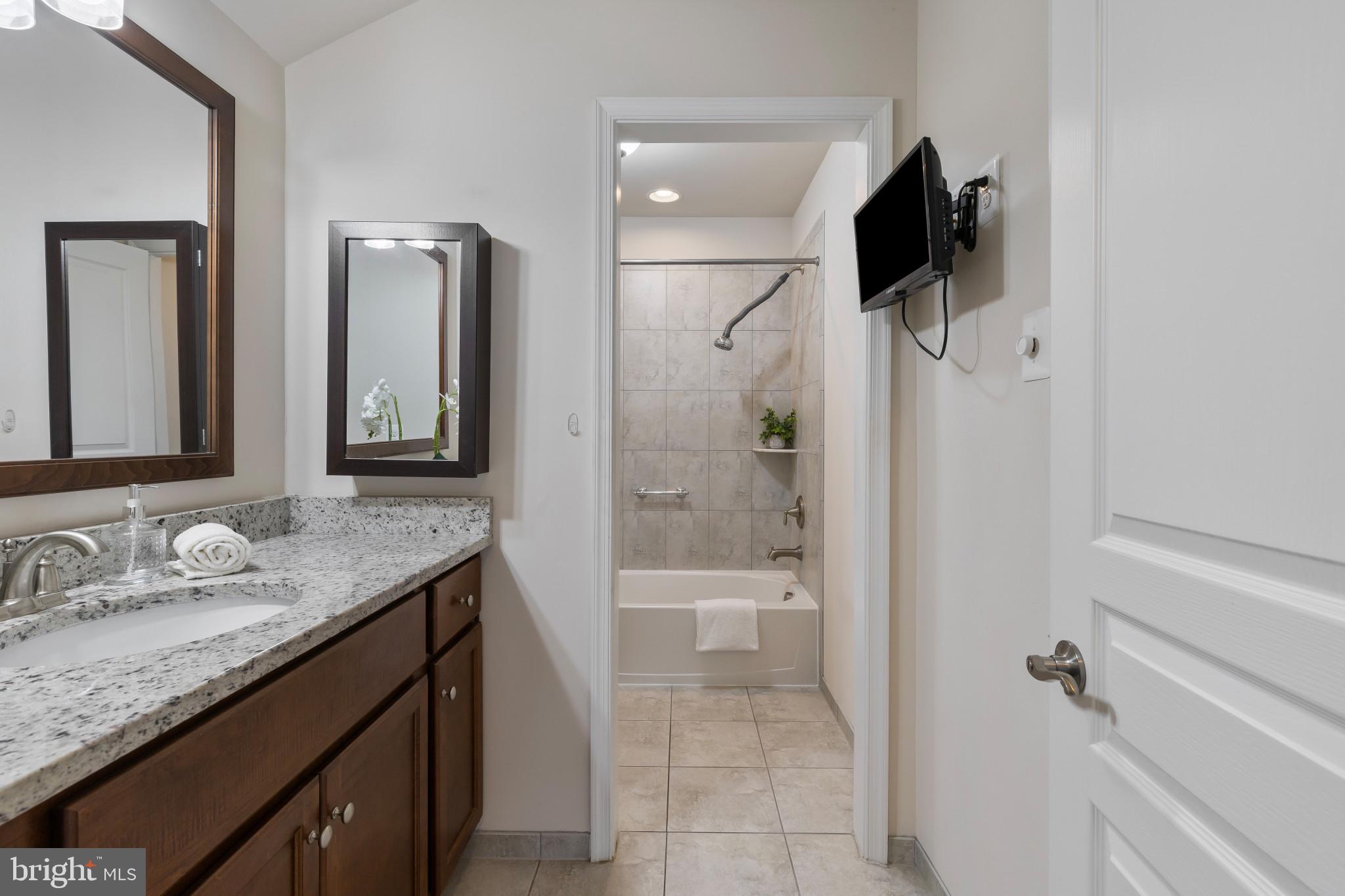 TWO RIVERS - Residential