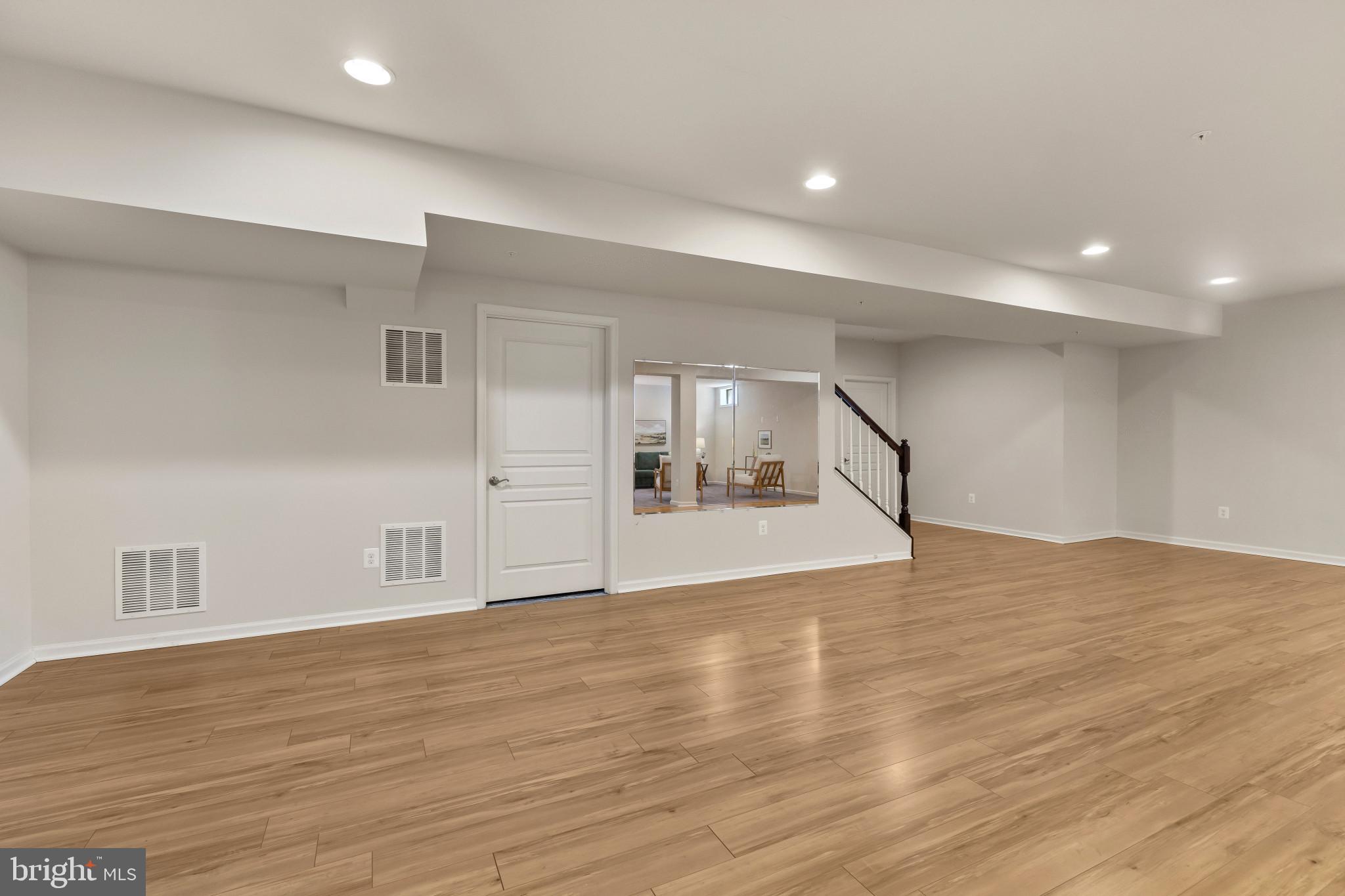 TWO RIVERS - Residential