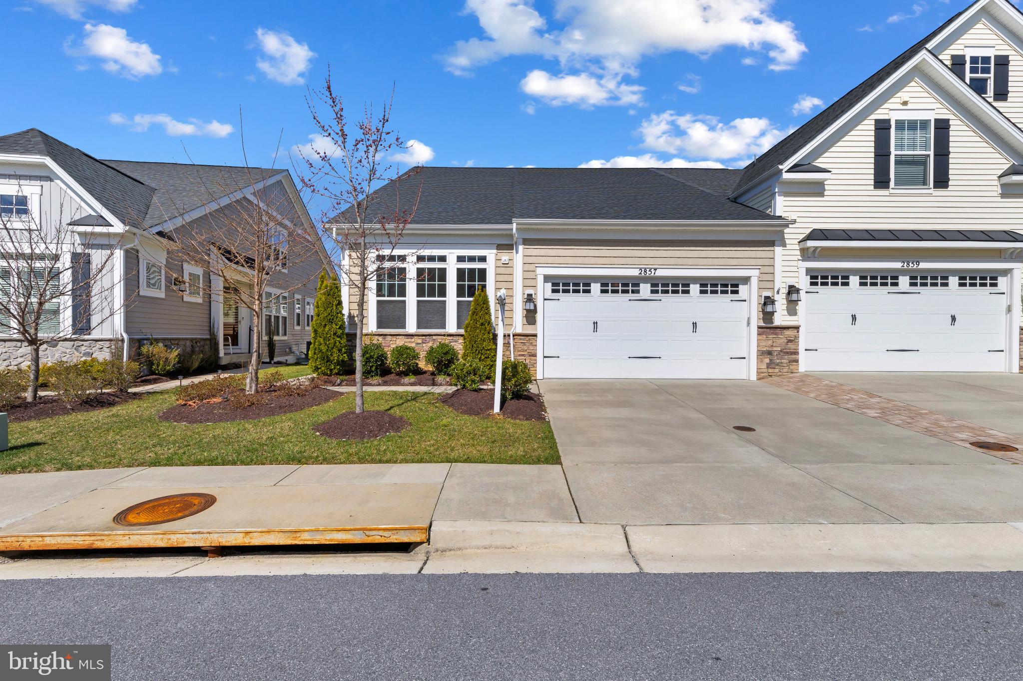 TWO RIVERS - Residential