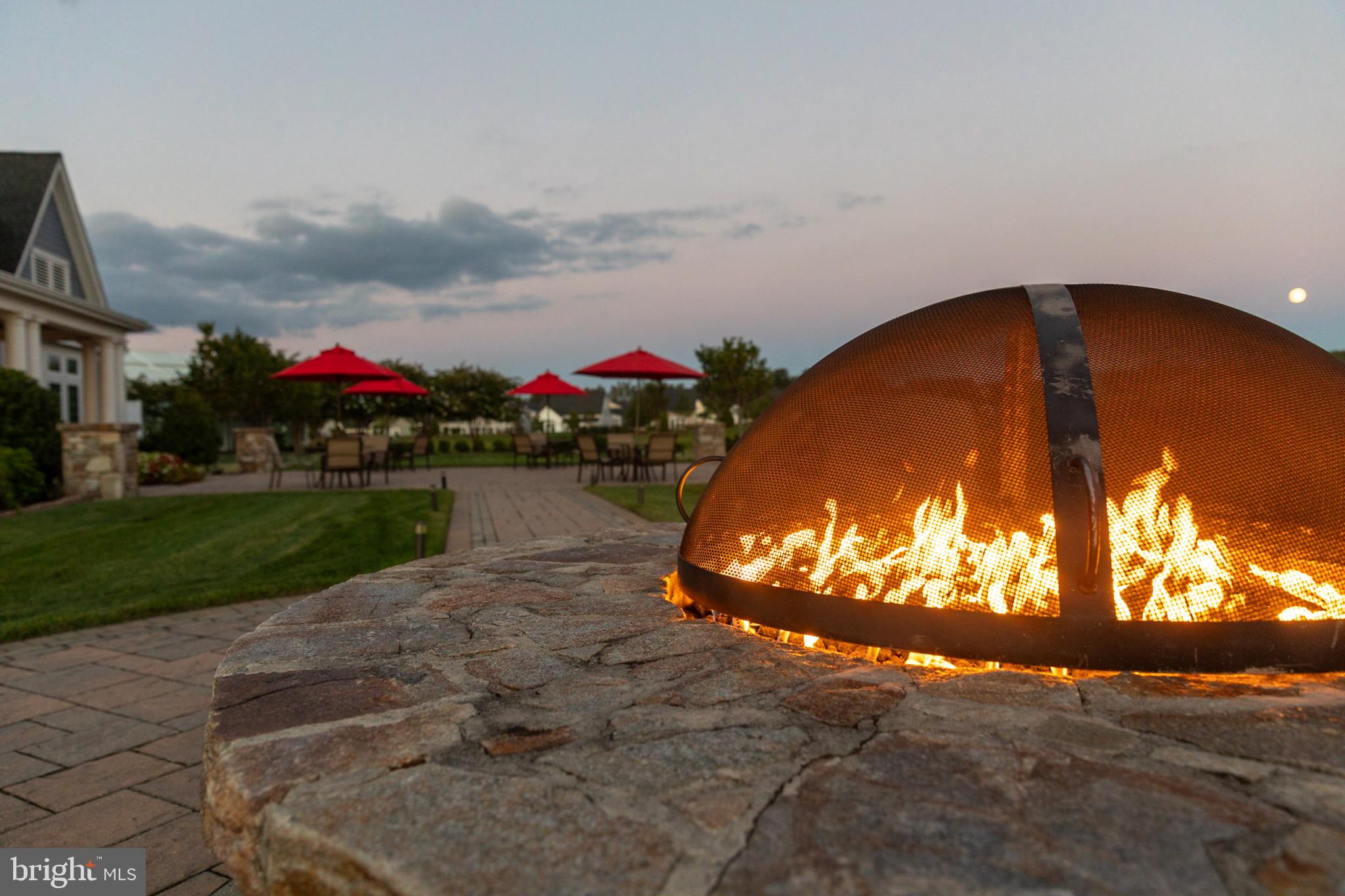 TWO RIVERS - Residential