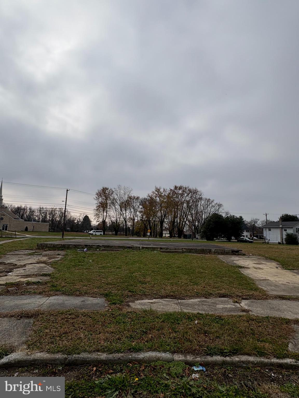 437-439 Afton Dr AFTON DRIVE