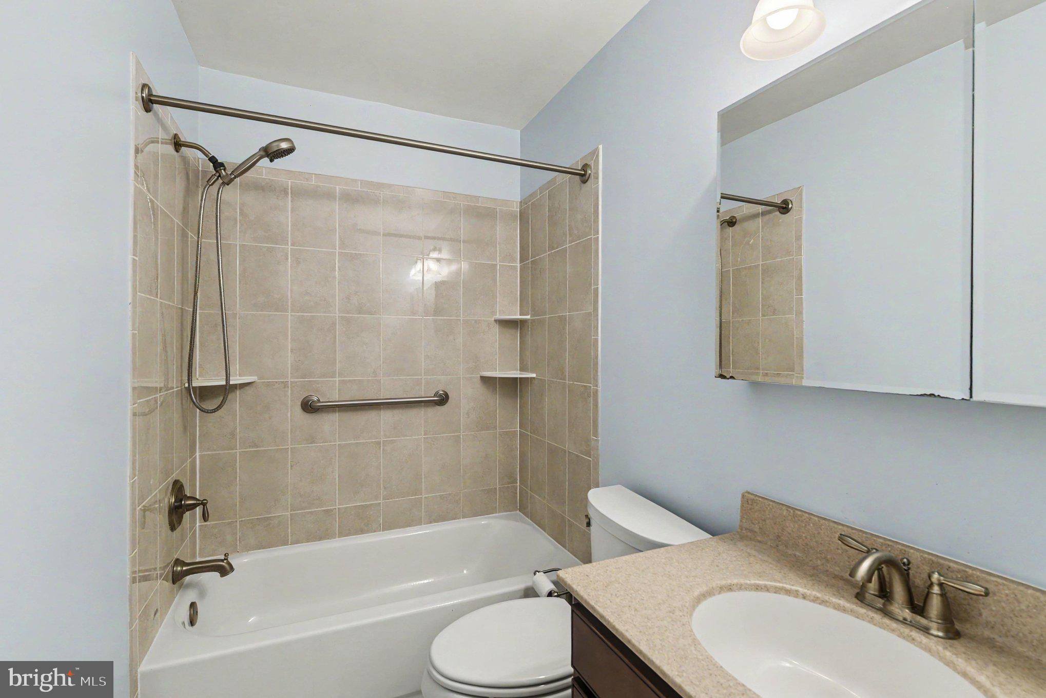NORTH WINDS - Residential