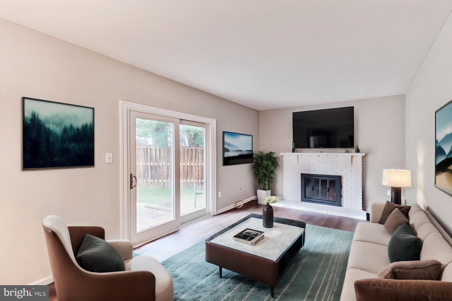 LONGWOOD KNOLLS - Residential