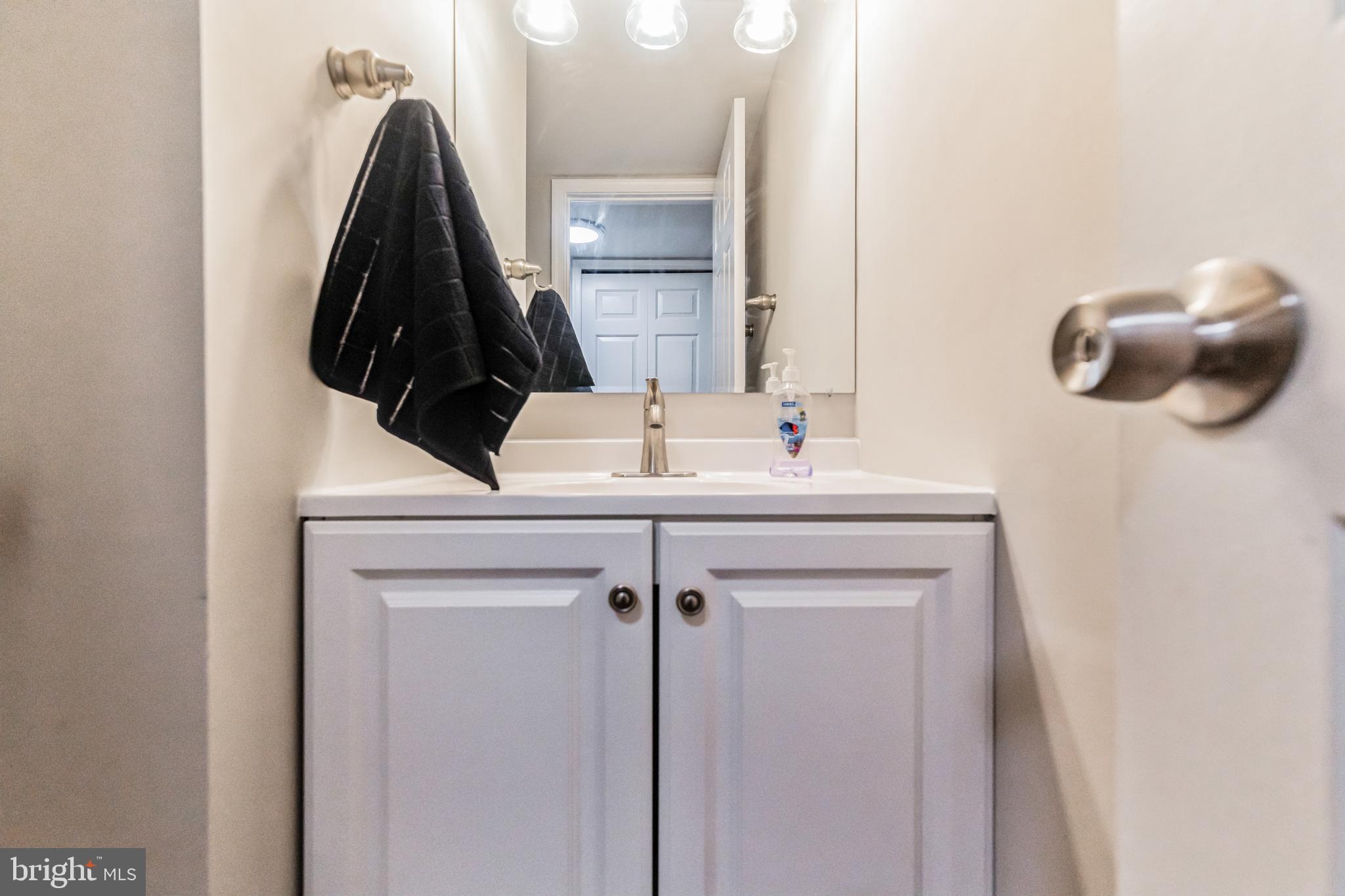 LONGWOOD KNOLLS - Residential