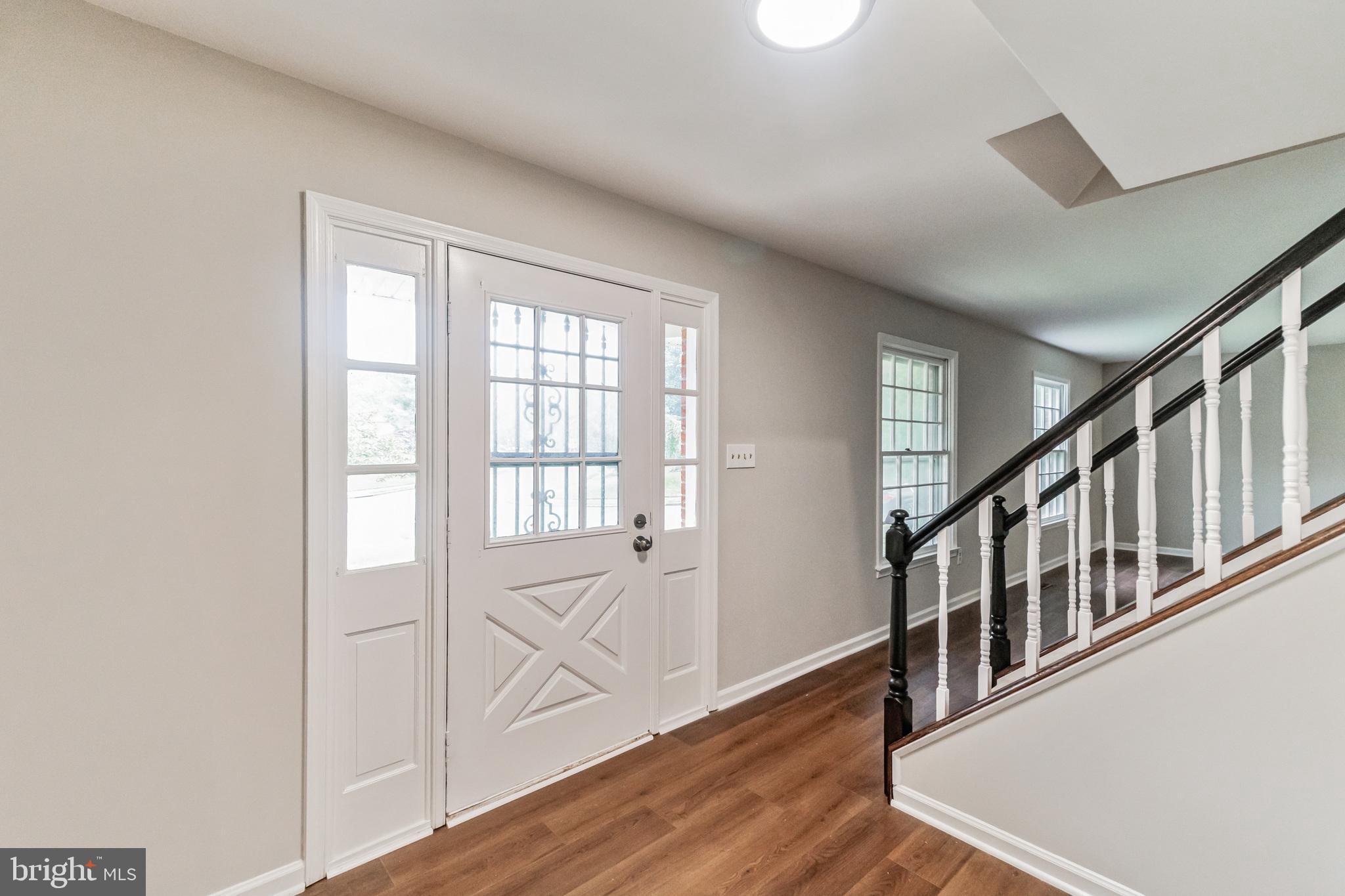 LONGWOOD KNOLLS - Residential