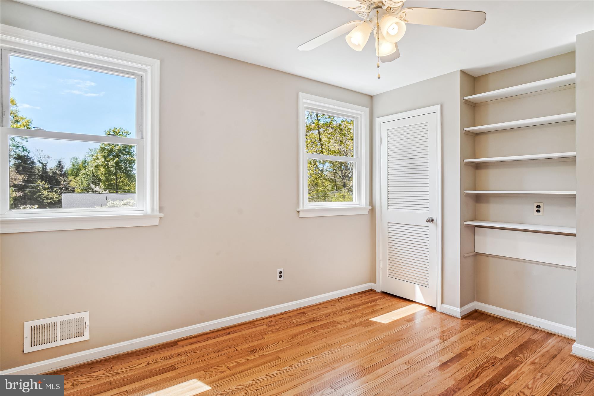 COLESVILLE PARK - Residential