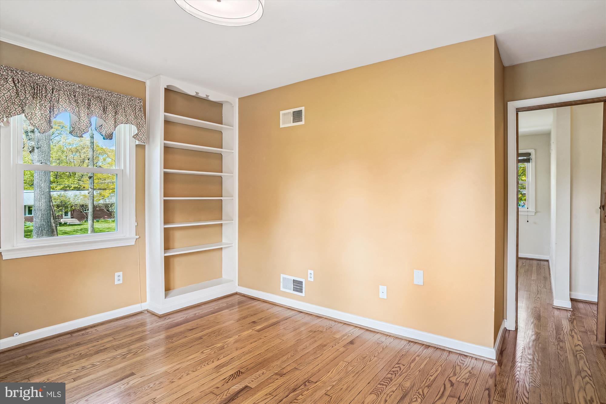 COLESVILLE PARK - Residential