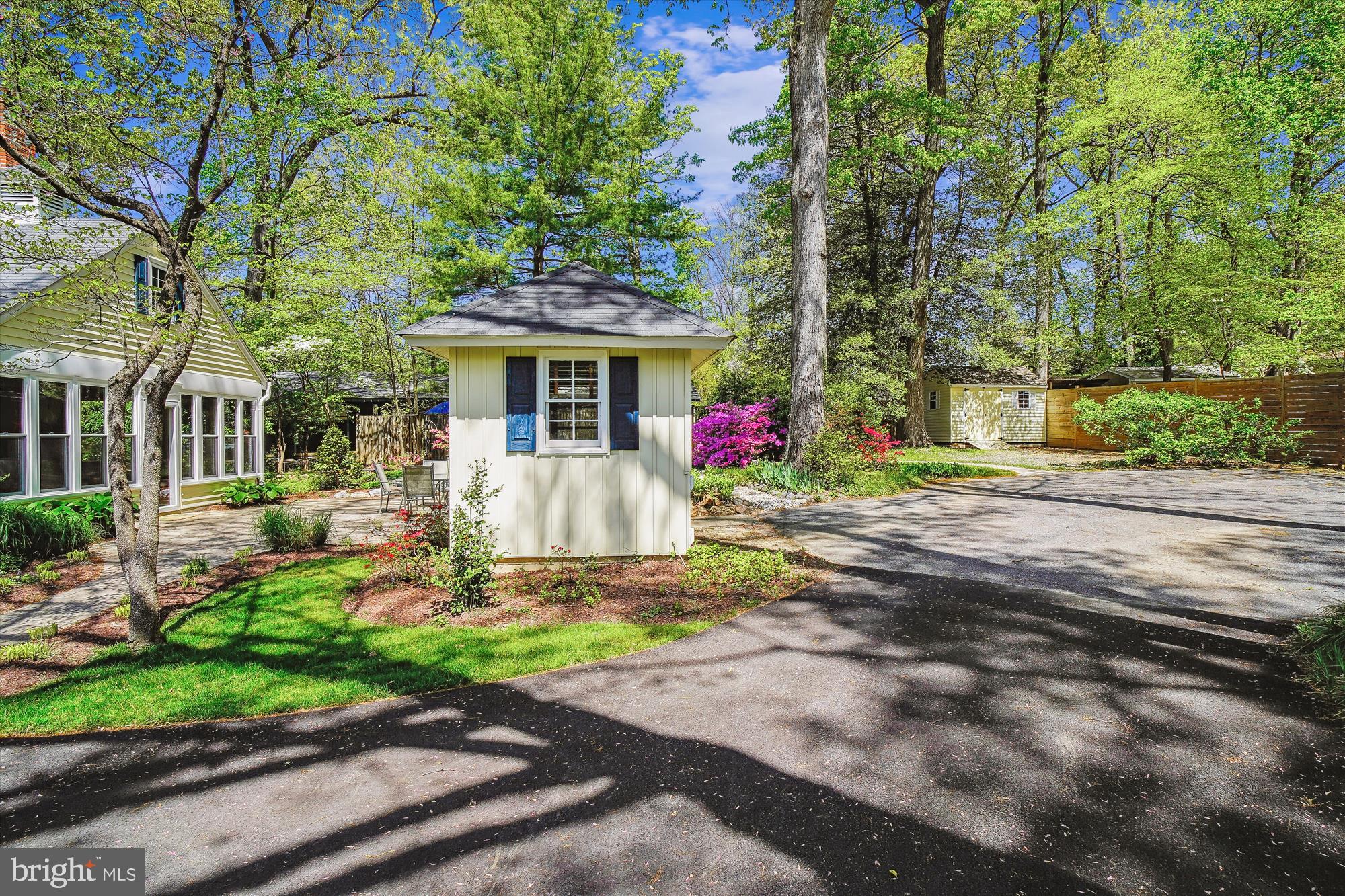 COLESVILLE PARK - Residential