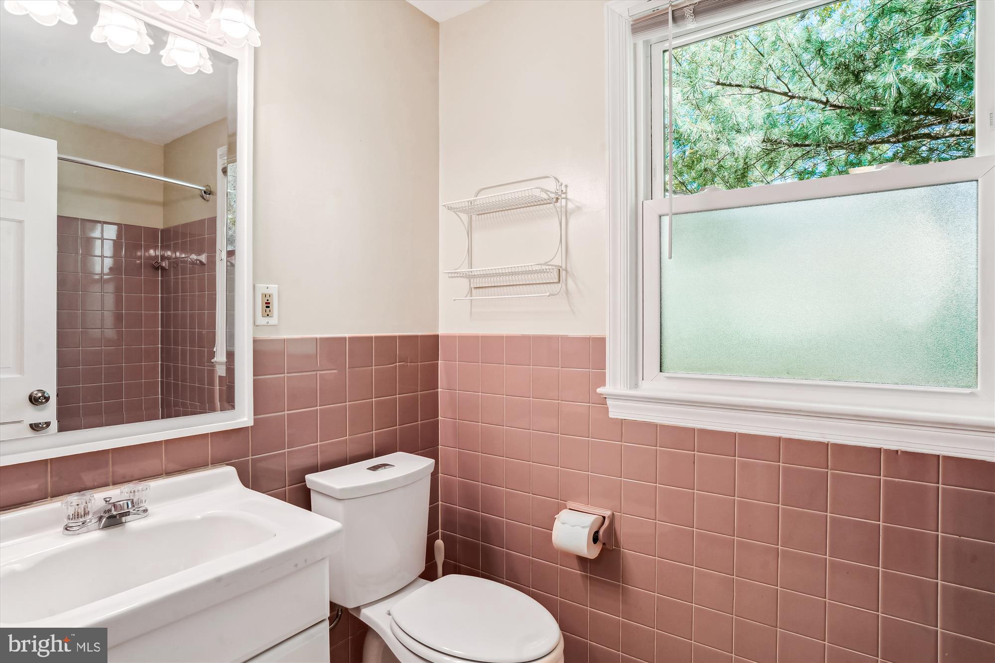 COLESVILLE PARK - Residential