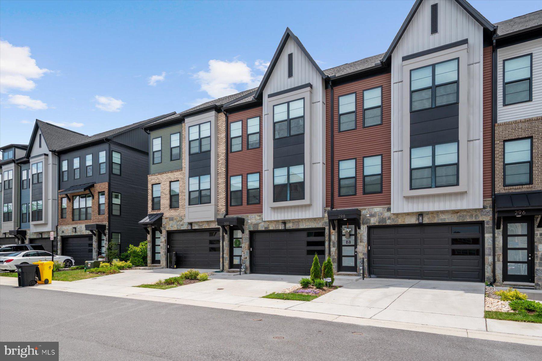 300 ALLUVIUM DR