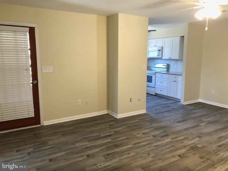 POPLAR RIDGE - Residential Lease