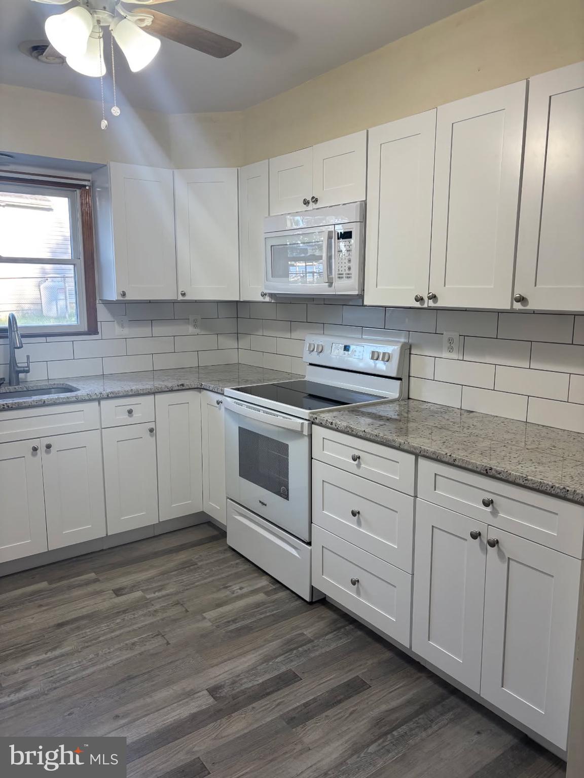 POPLAR RIDGE - Residential Lease