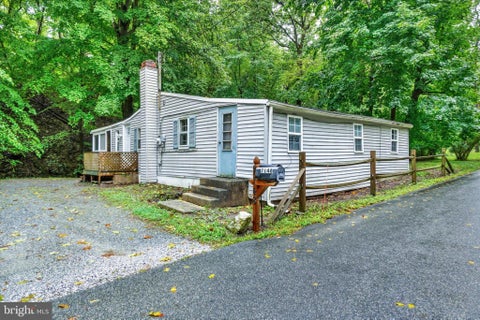 Homes For Sale - 7148 Dark Hollow Road<br/> WRIGHTSVILLE, PA 17368