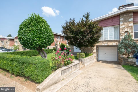 Townhouse For Sale - 7705 Dorcas Street<br/> PHILADELPHIA, PA 19111