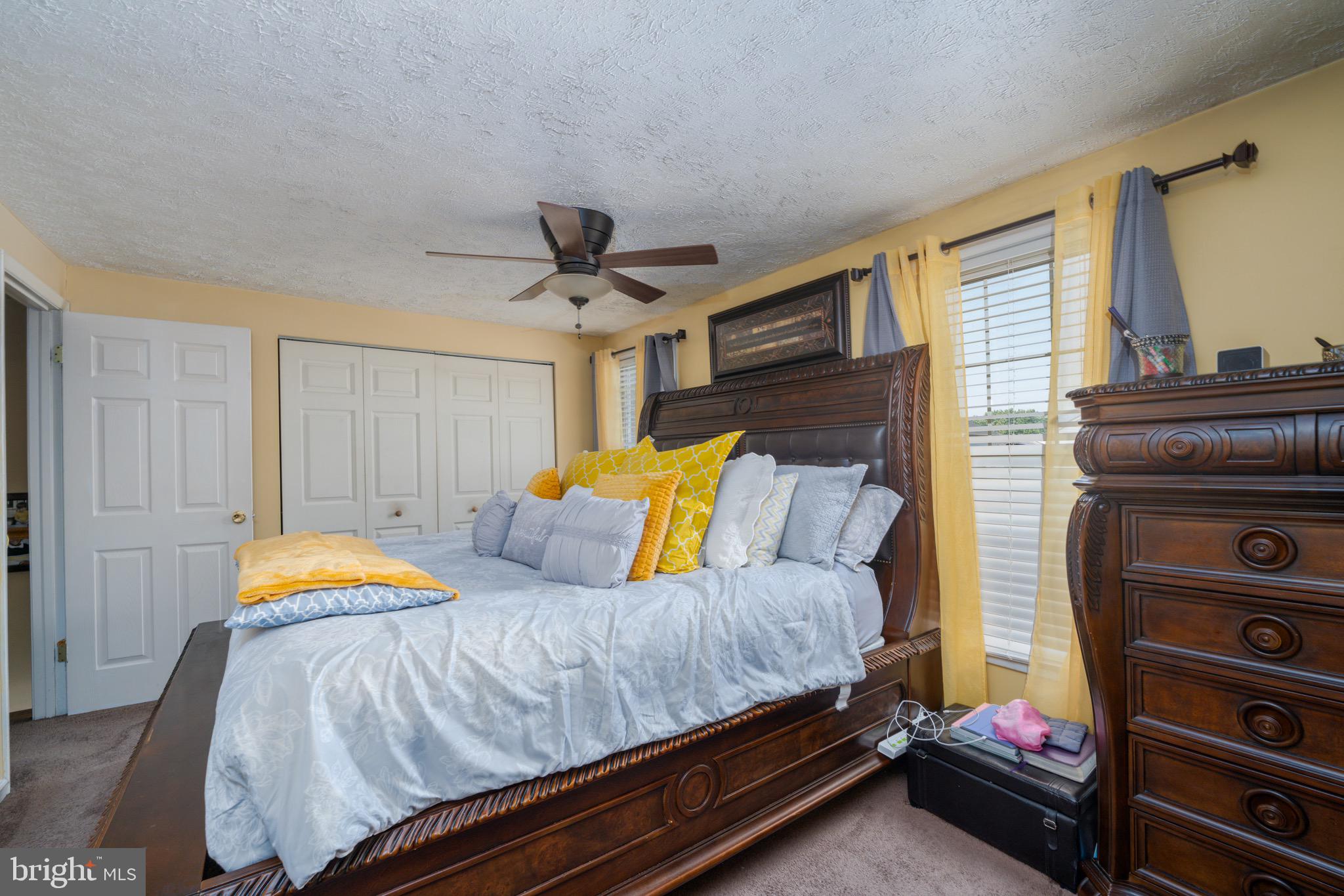 FAIRBROOK - Residential