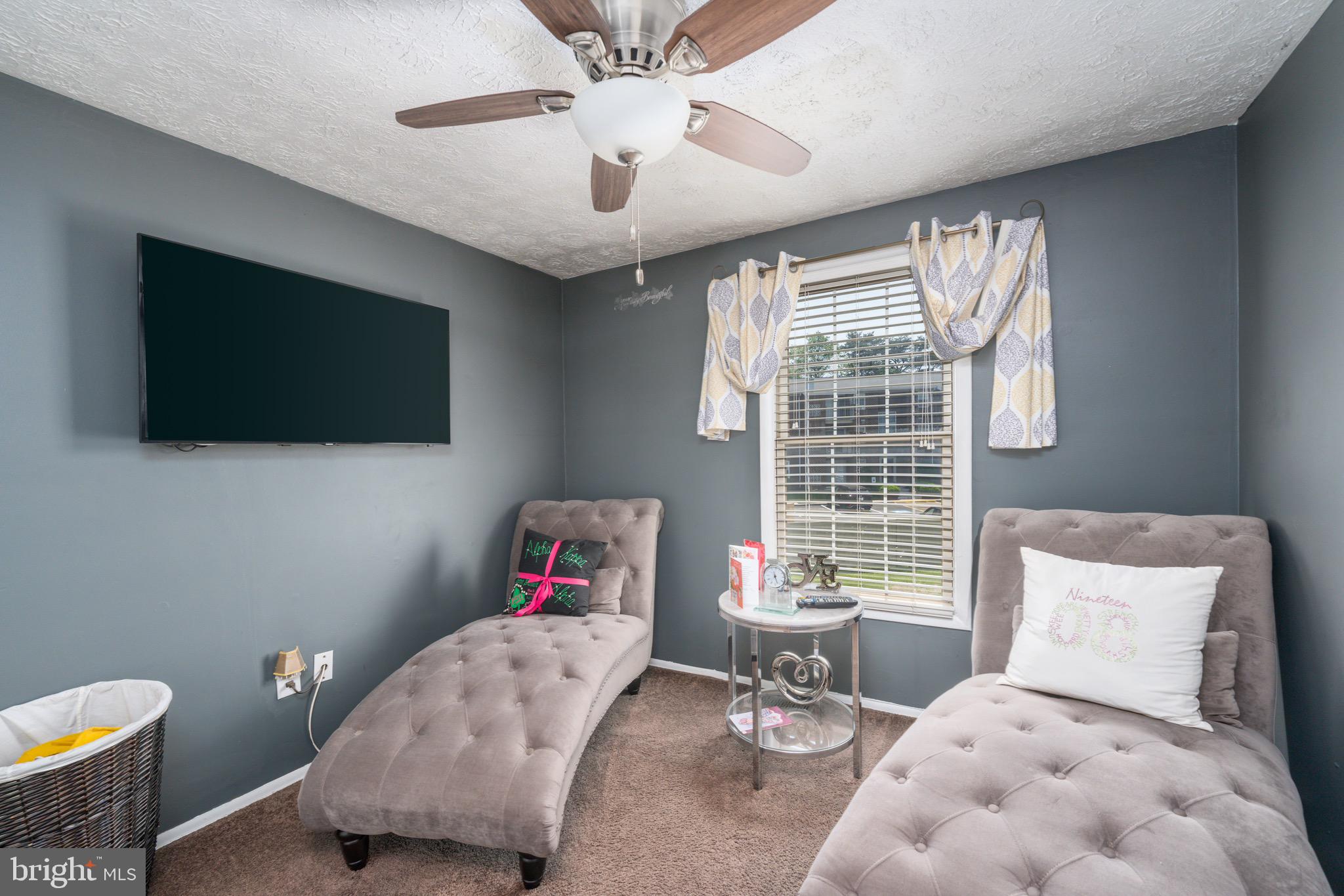 FAIRBROOK - Residential