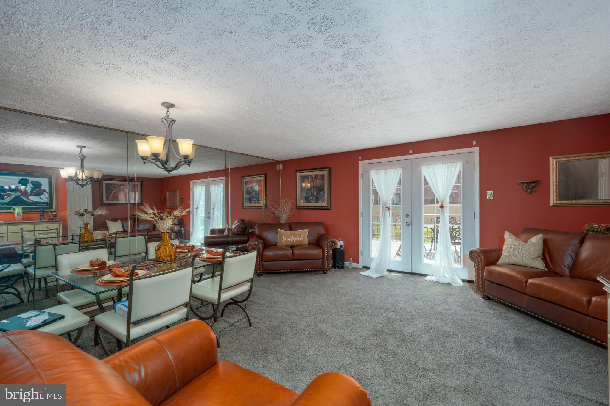 FAIRBROOK - Residential