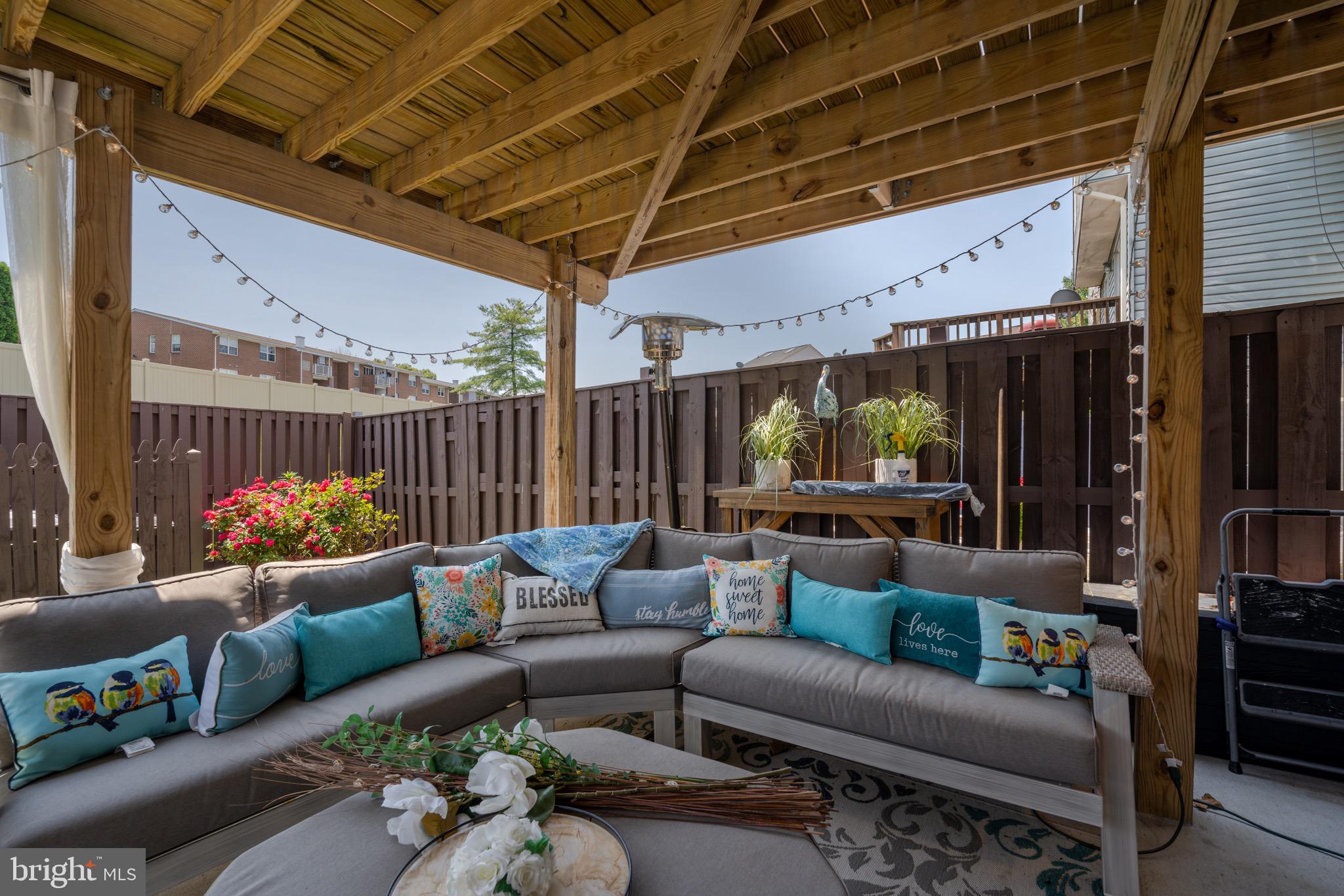 FAIRBROOK - Residential