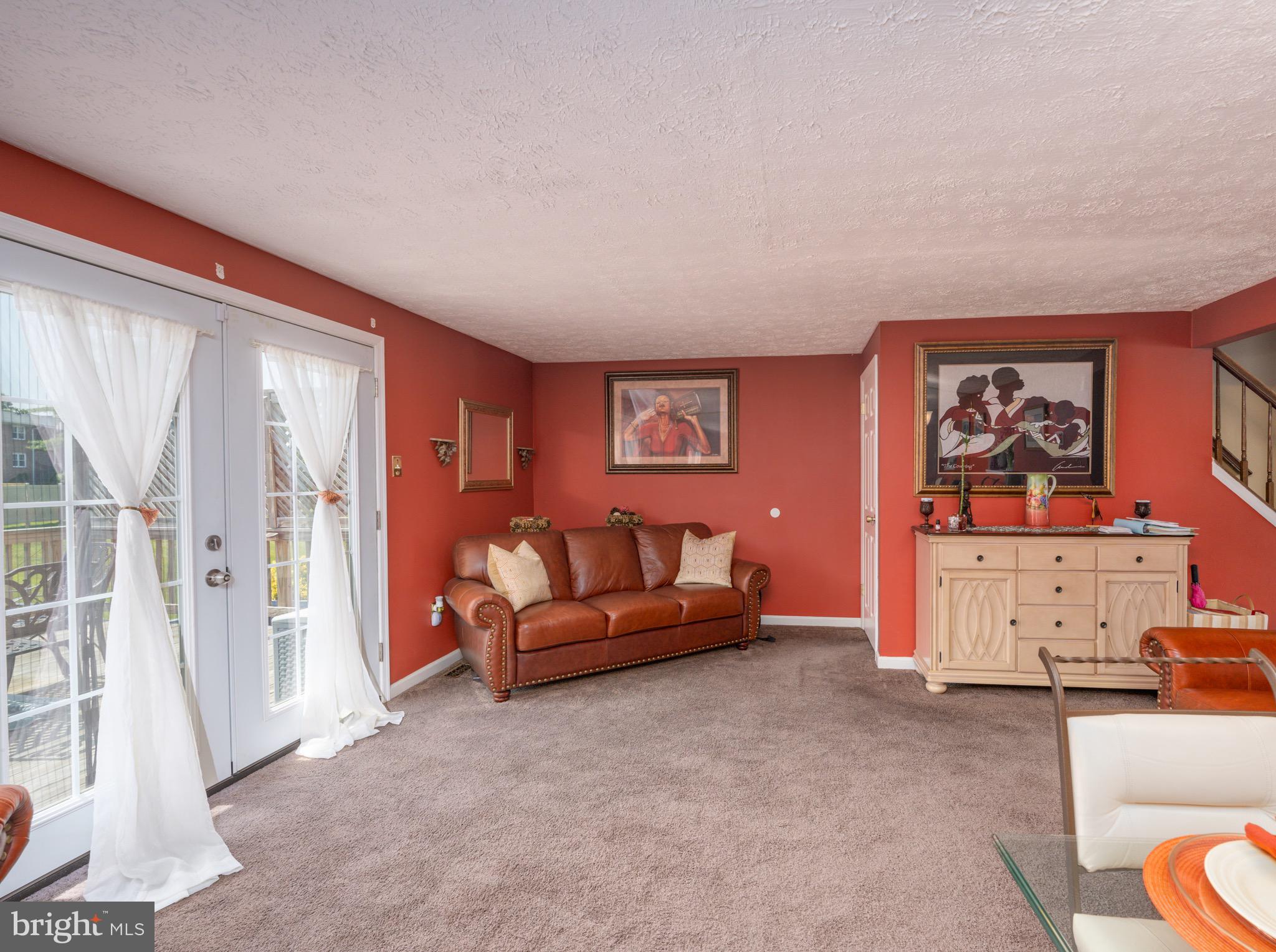 FAIRBROOK - Residential