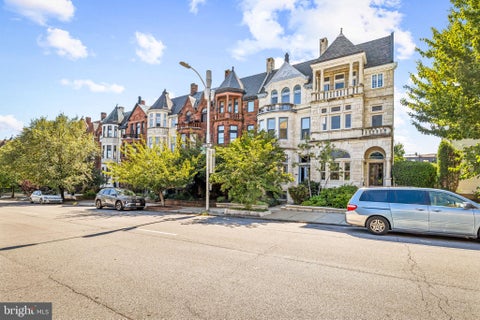 Townhouse For Rent - 2444 Eutaw Place<br/> Baltimore City County, BALTIMORE, MD 21217