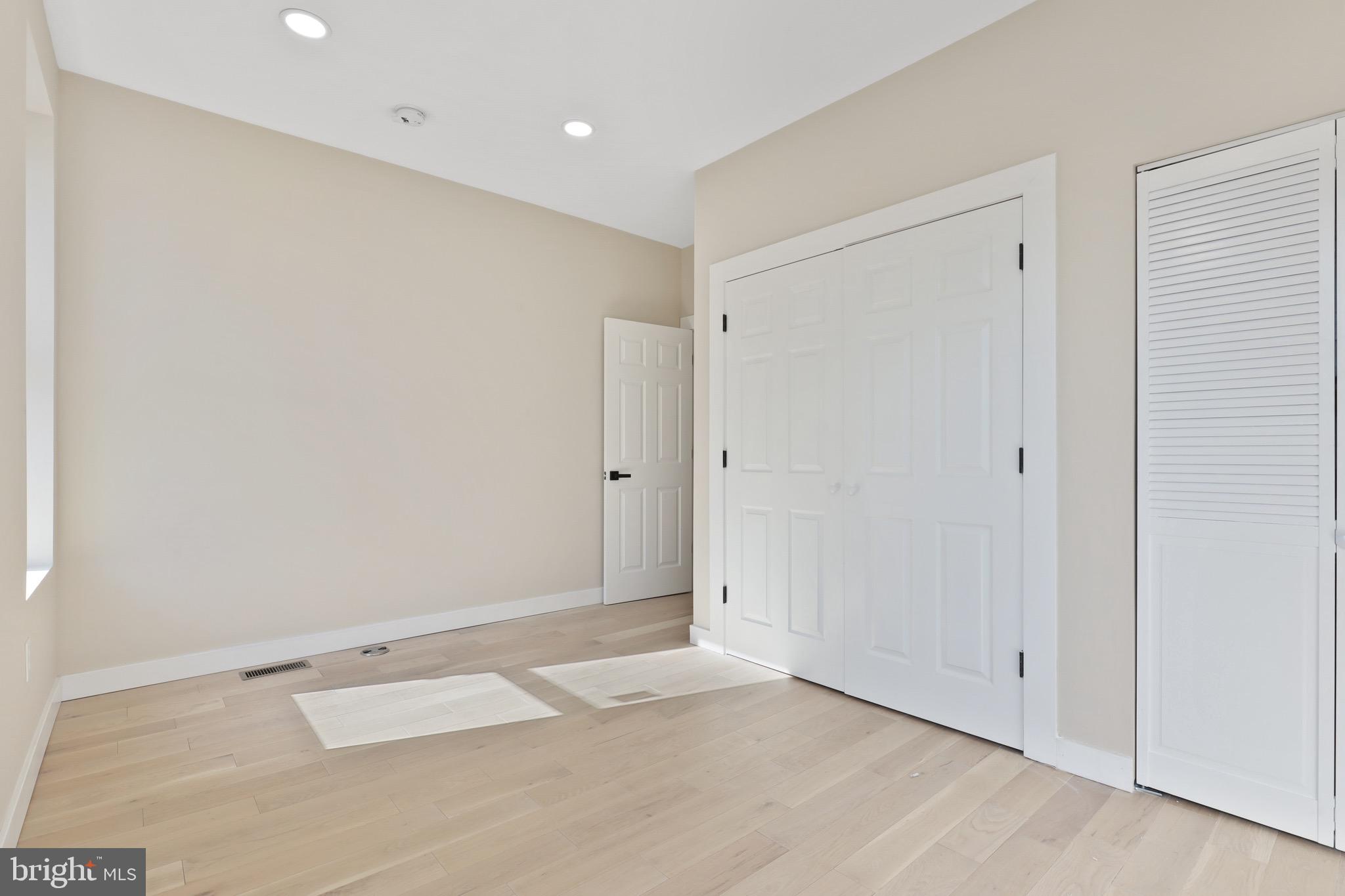 OLIVER - Residential