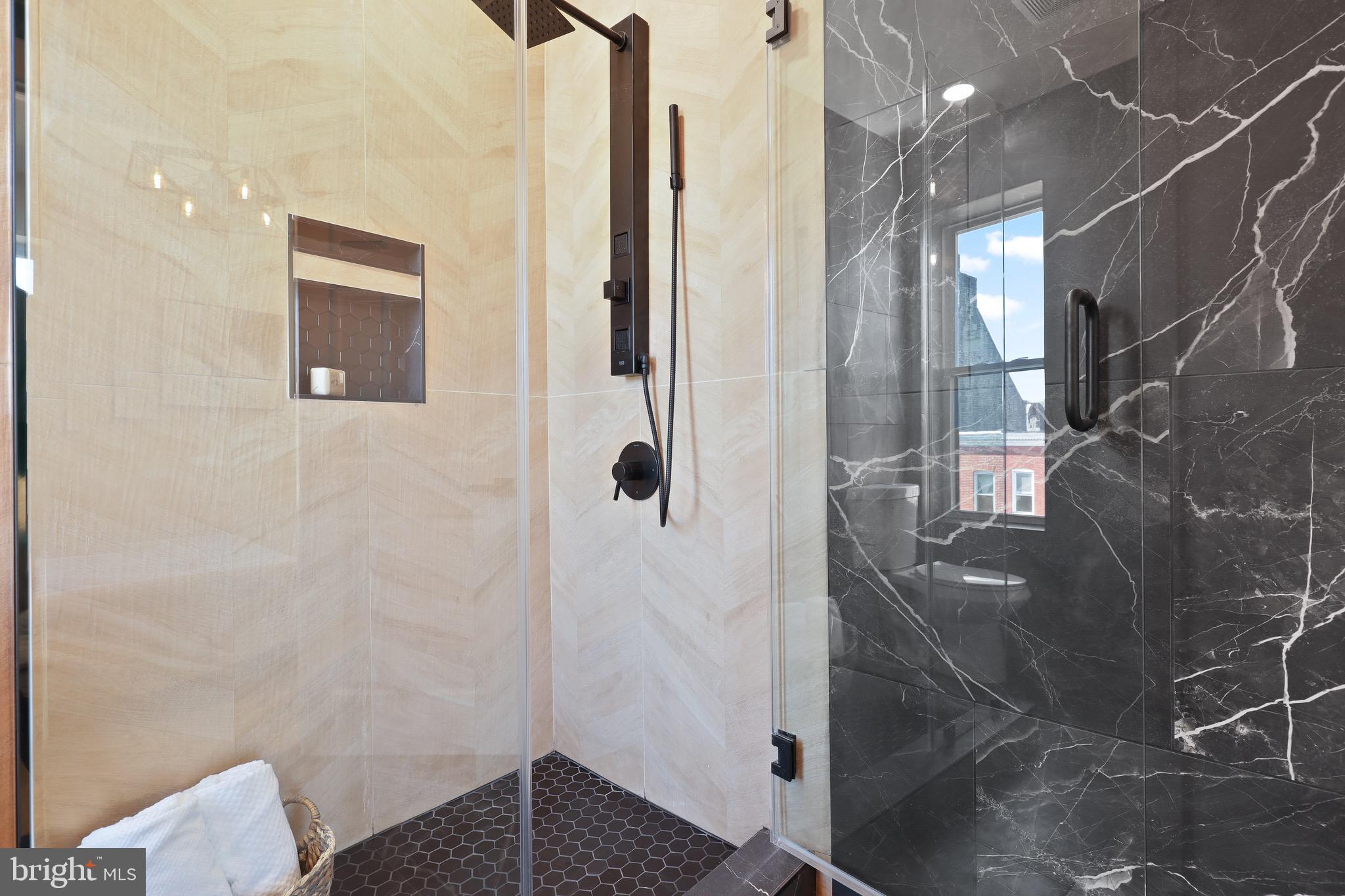 OLIVER - Residential