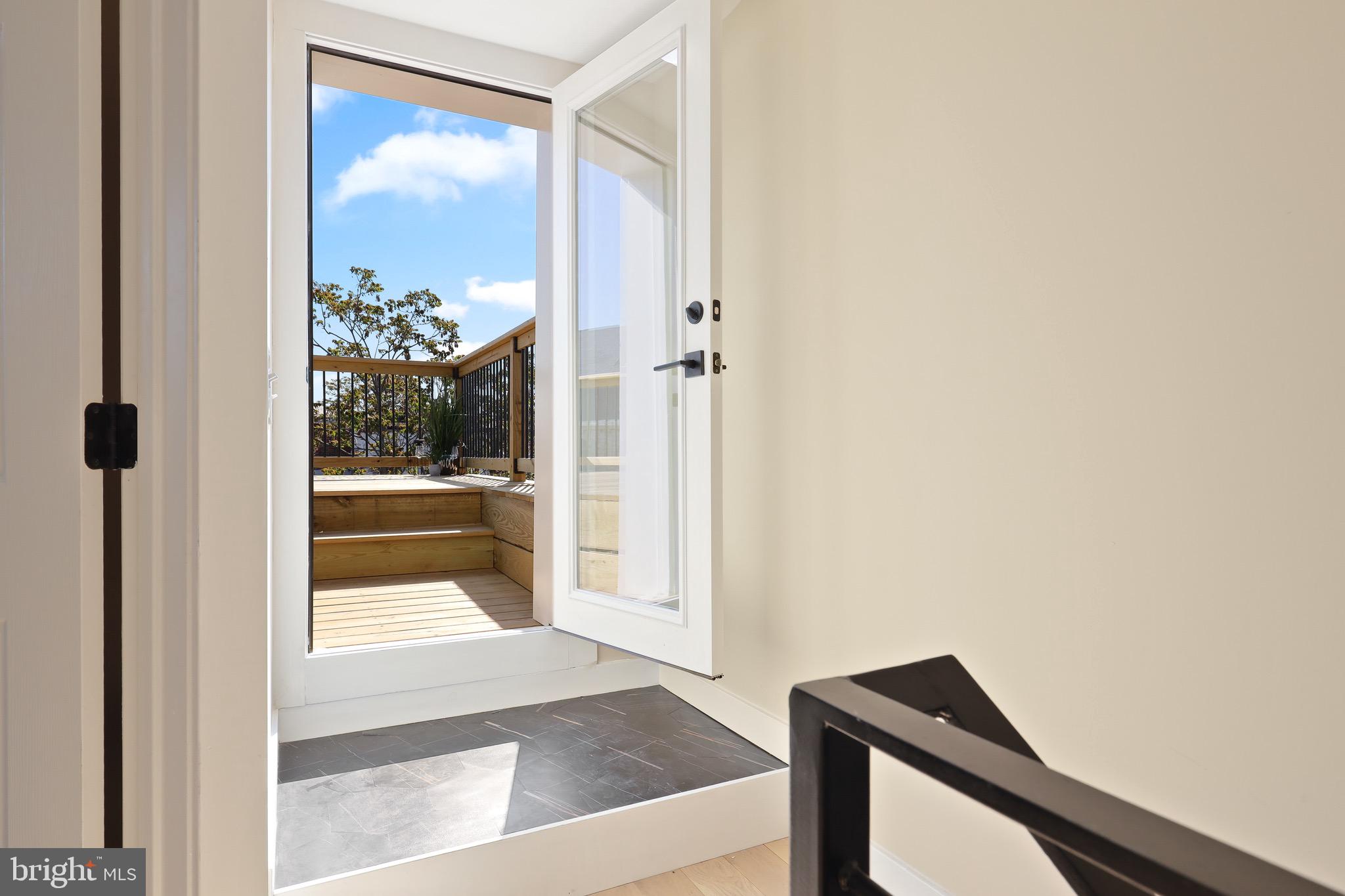 OLIVER - Residential