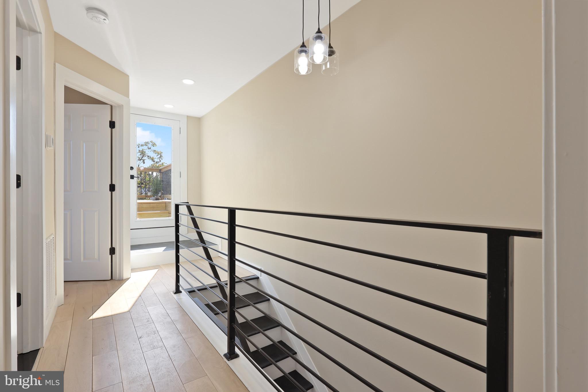 OLIVER - Residential