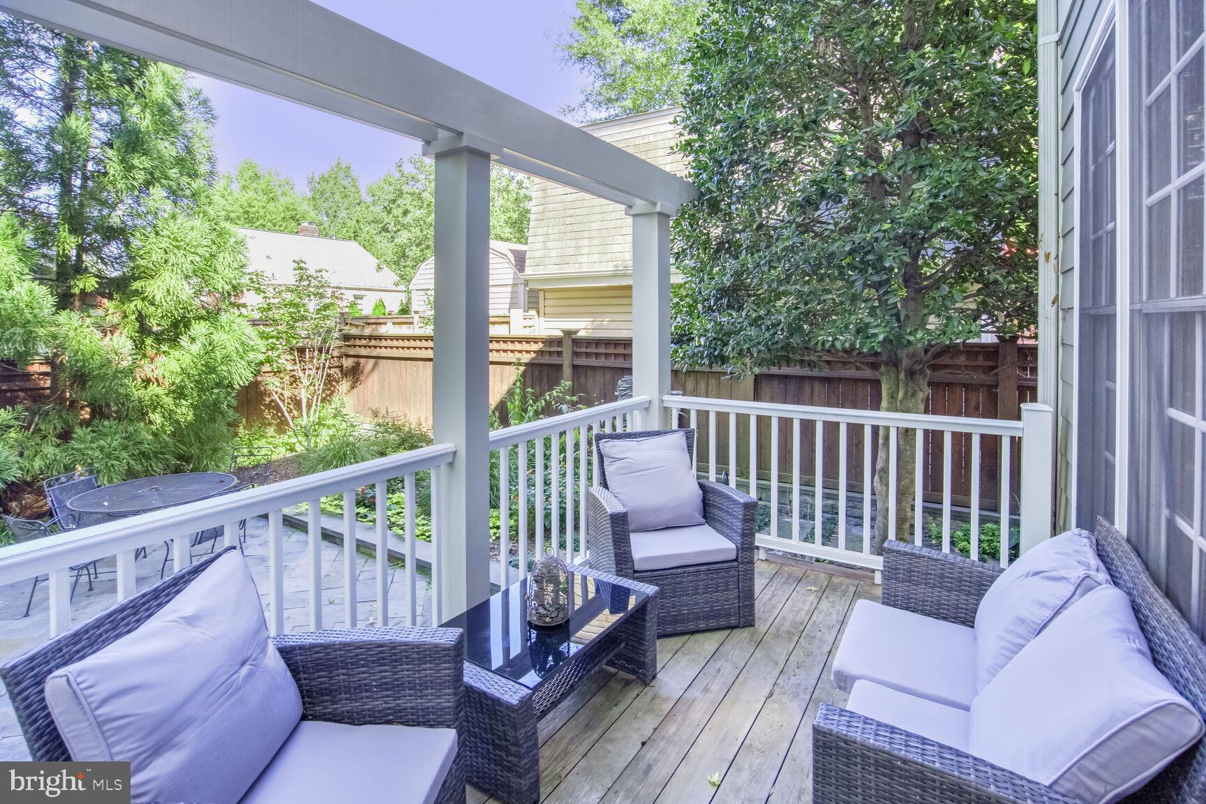 CHEVY CHASE - Residential