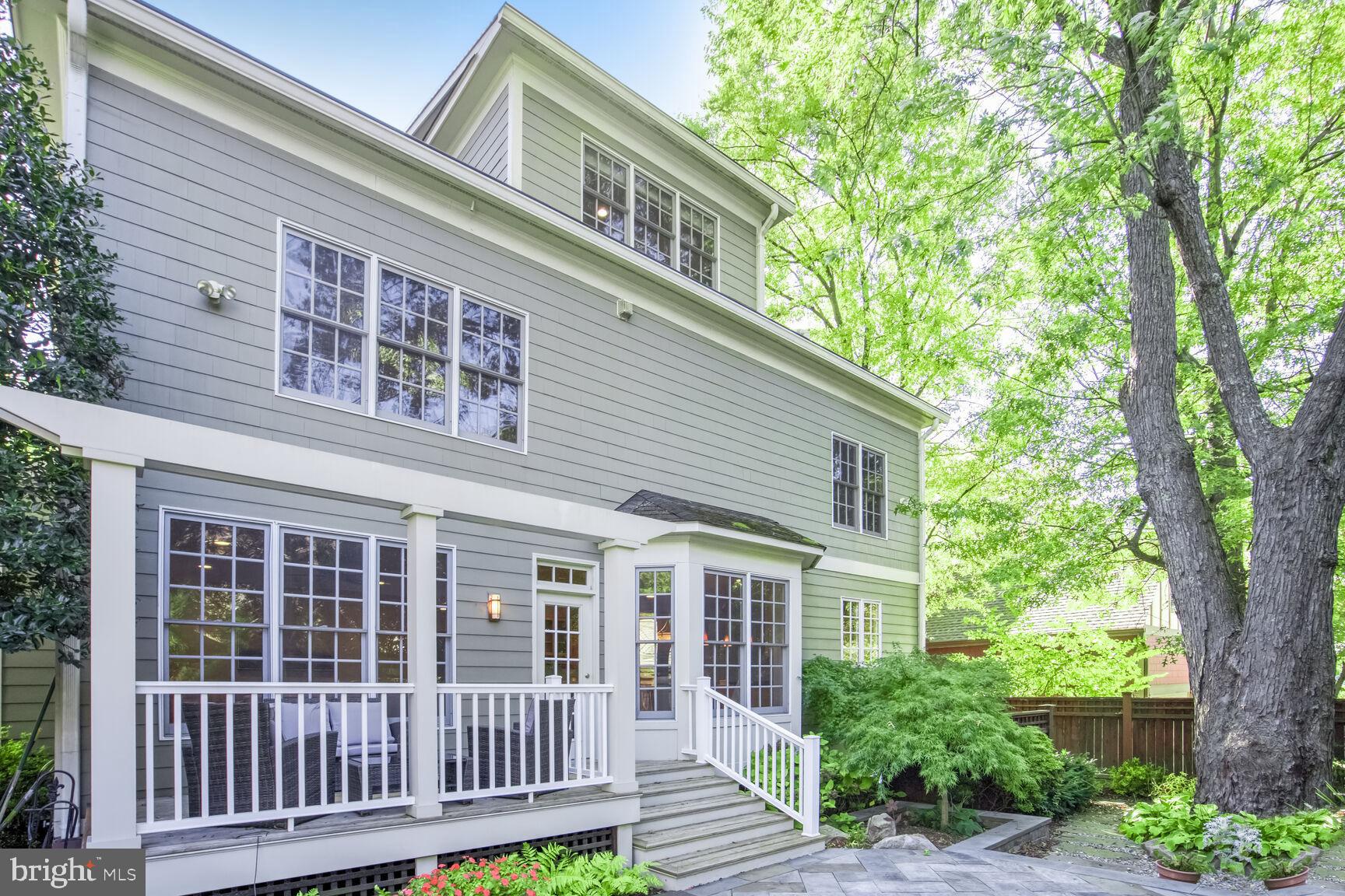 CHEVY CHASE - Residential