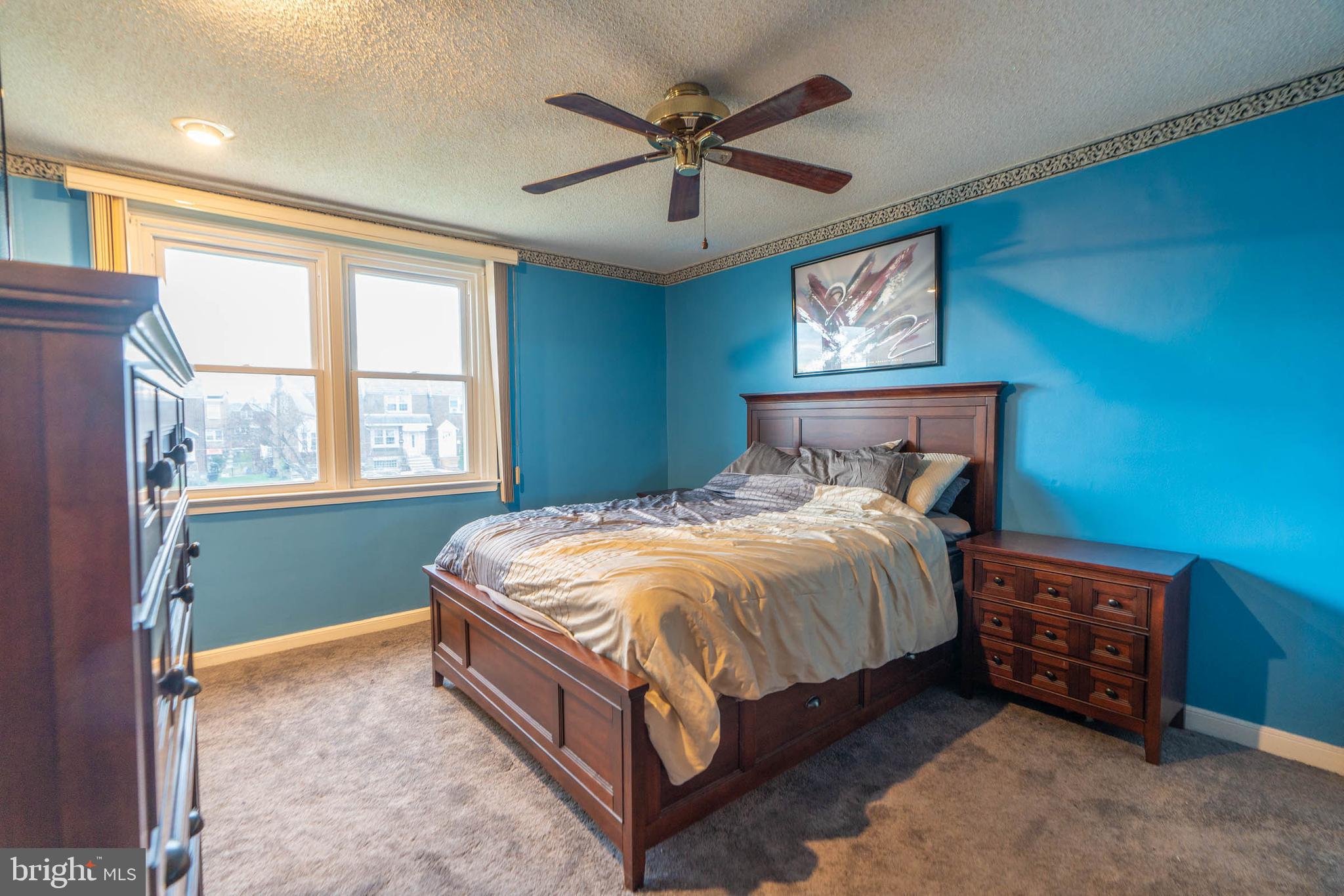 OXFORD CIRCLE - Residential