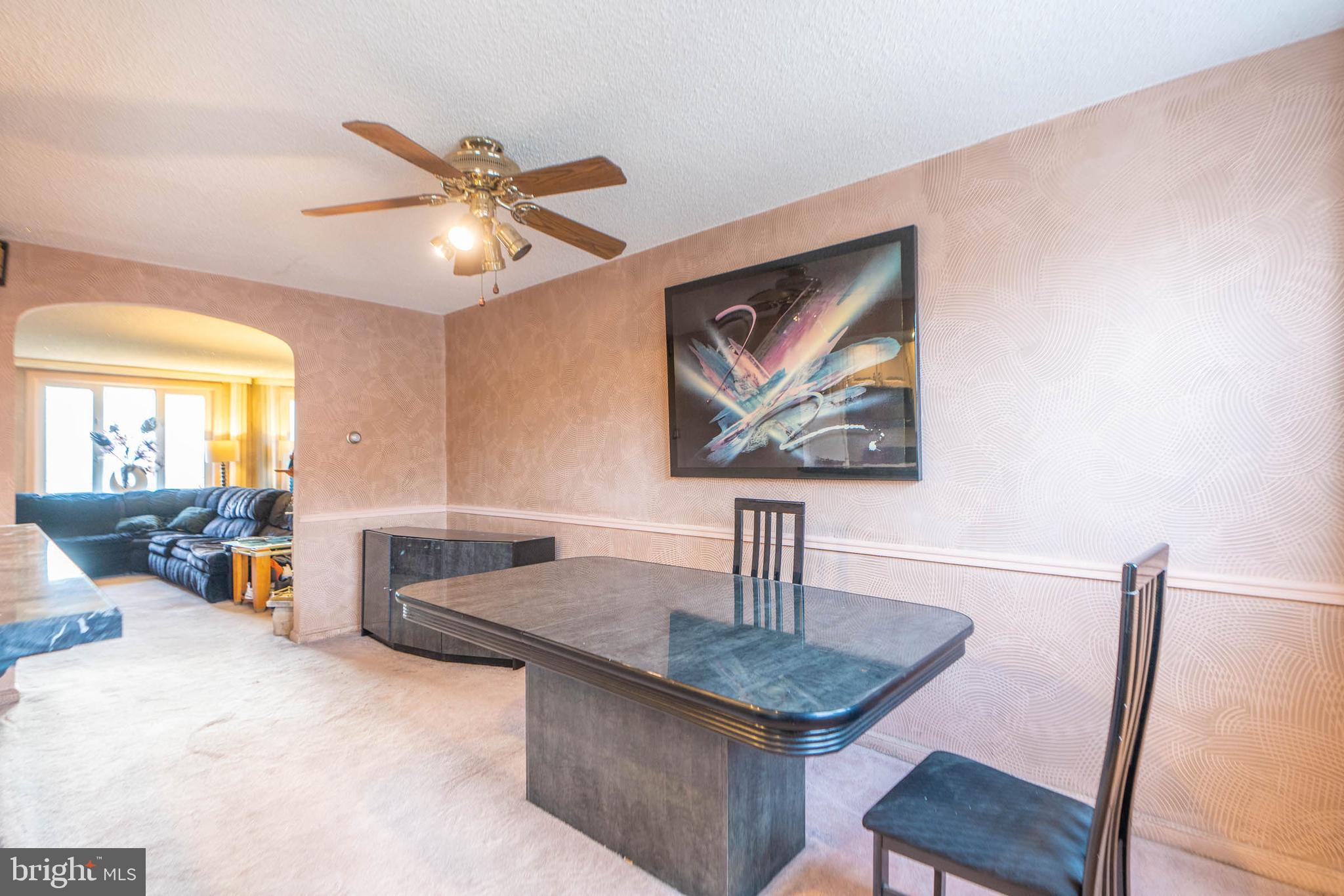 OXFORD CIRCLE - Residential