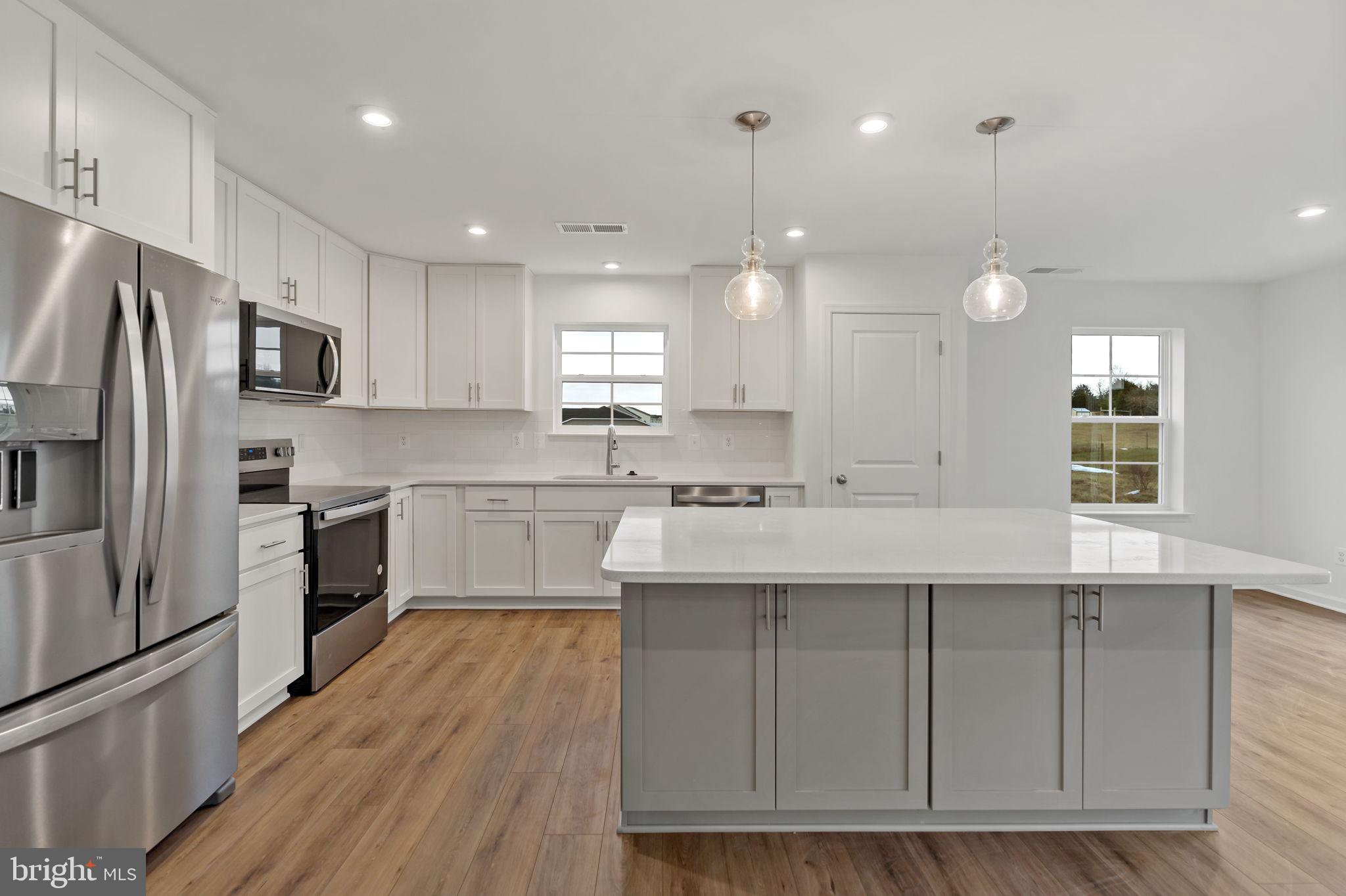 SOUTH BROOK - Residential