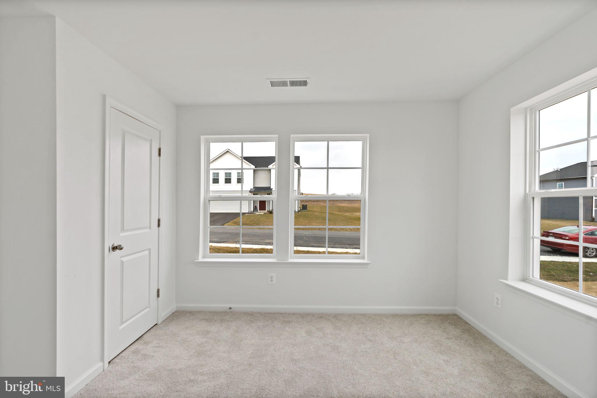 SOUTH BROOK - Residential