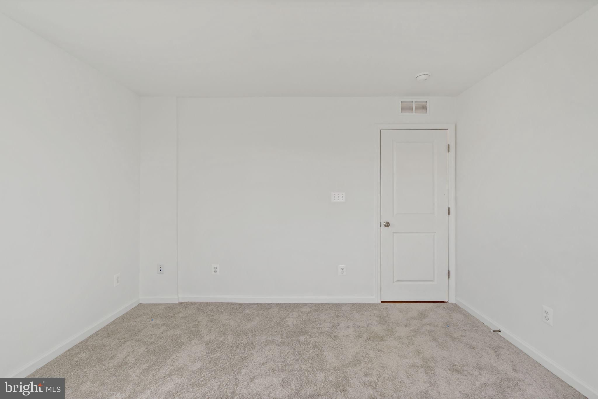 SOUTH BROOK - Residential