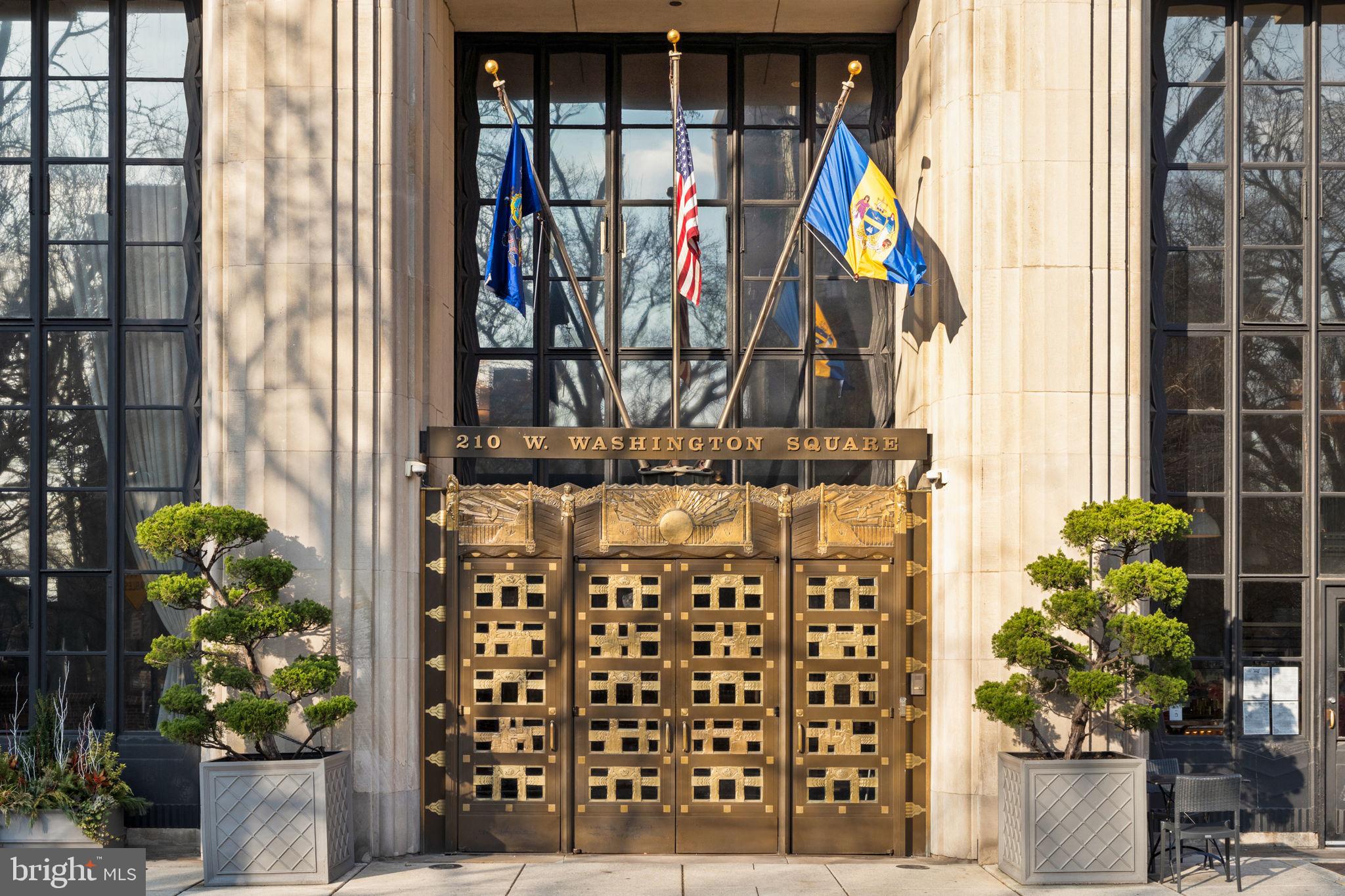 SOCIETY HILL - Residential