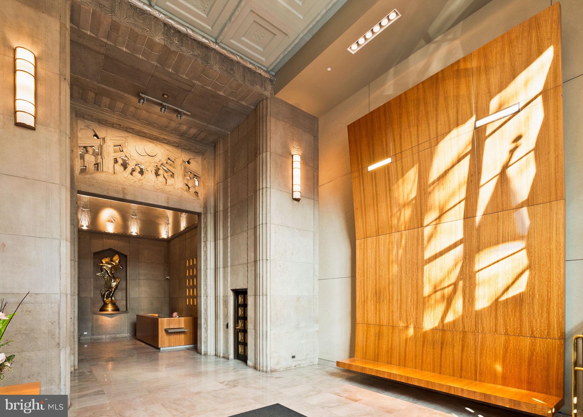 SOCIETY HILL - Residential