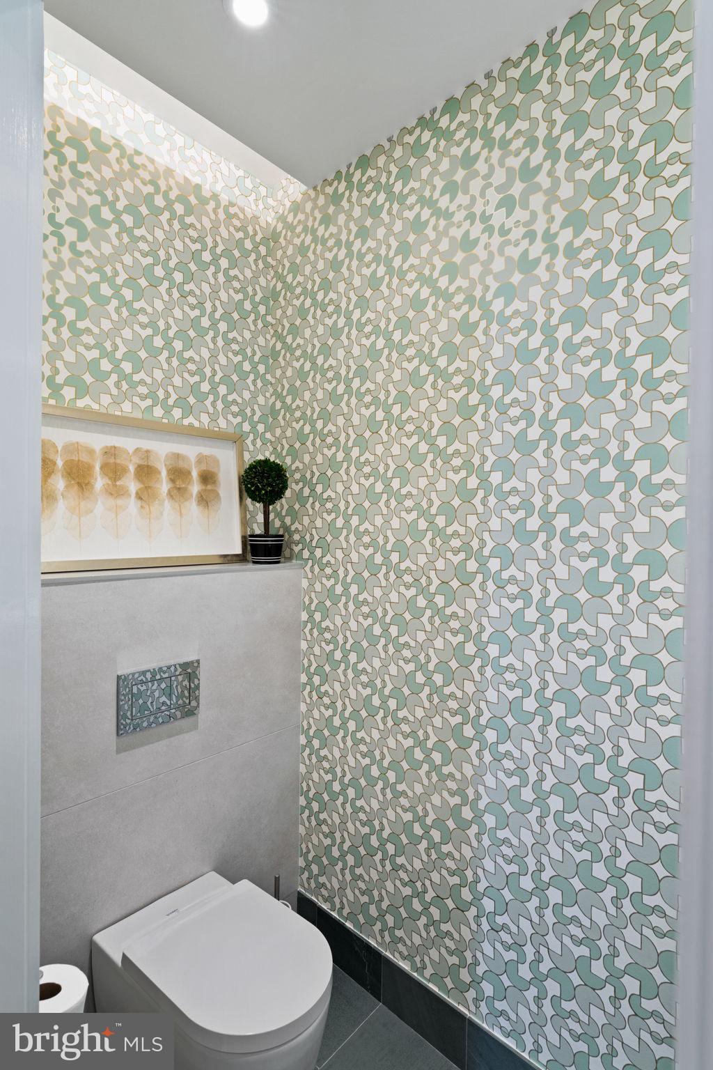 SOCIETY HILL - Residential