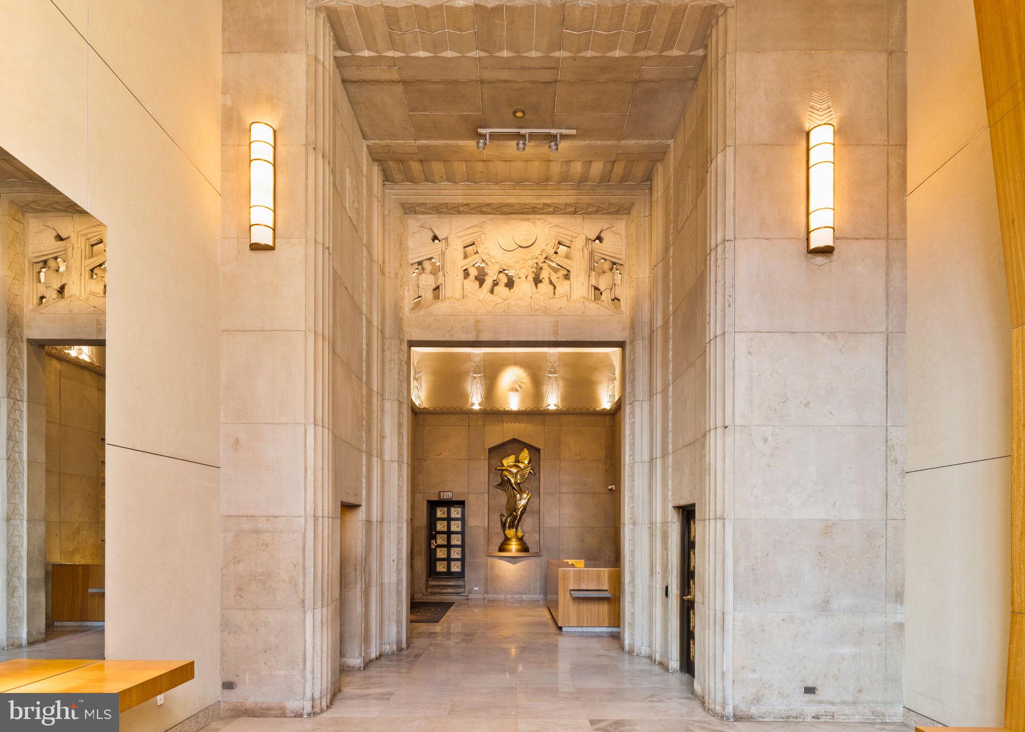 SOCIETY HILL - Residential