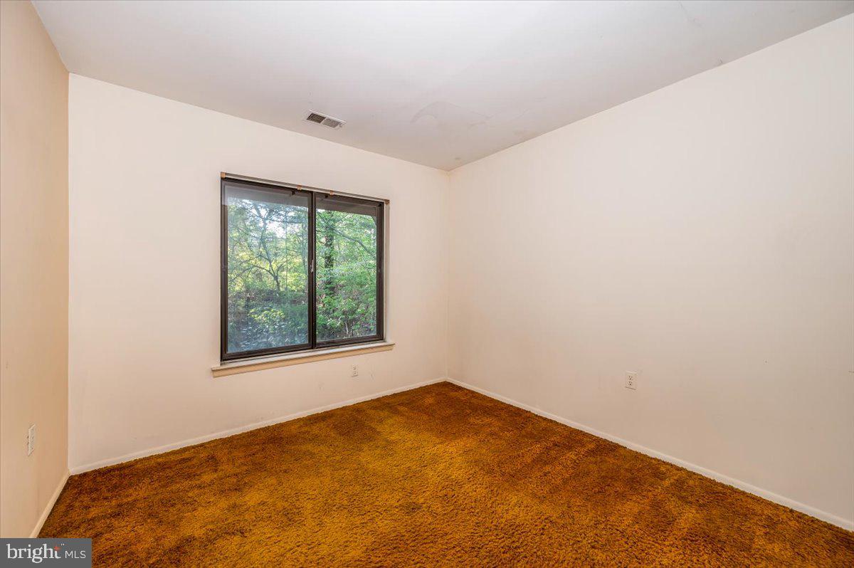 CHARLENE - Residential