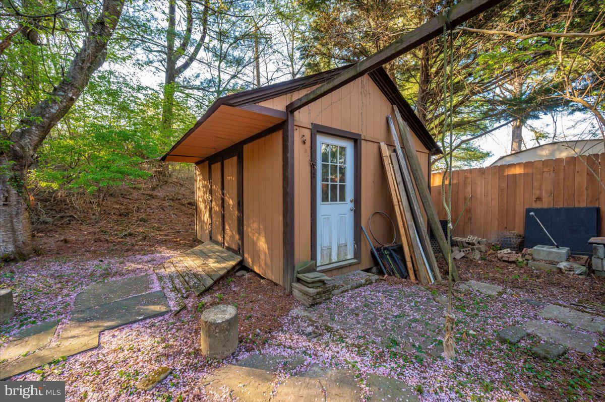 CHARLENE - Residential