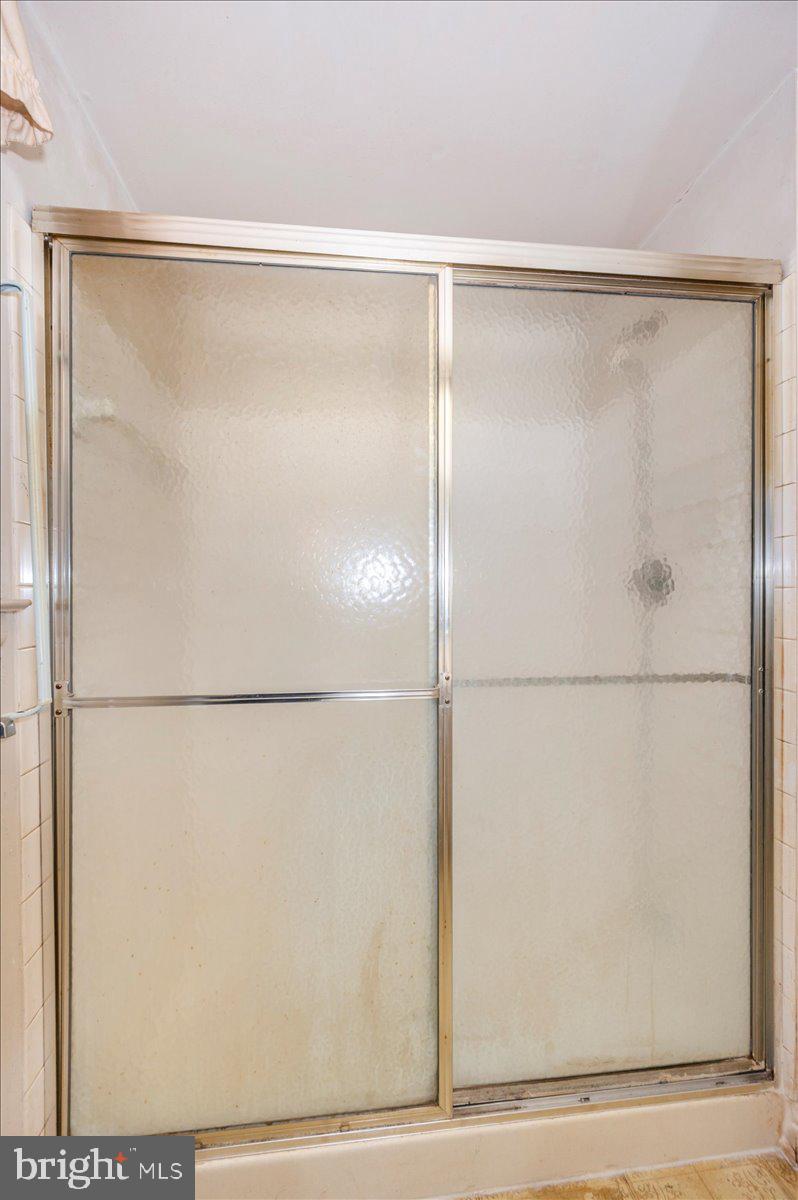 CHARLENE - Residential