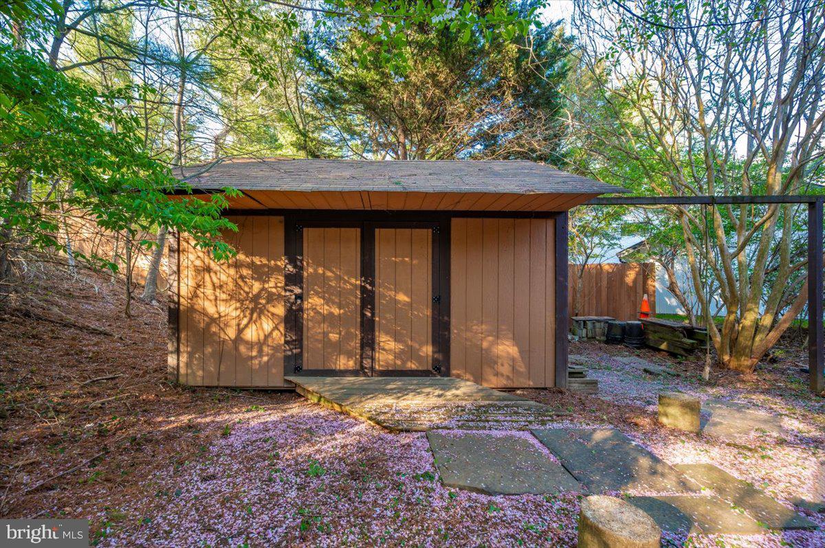 CHARLENE - Residential